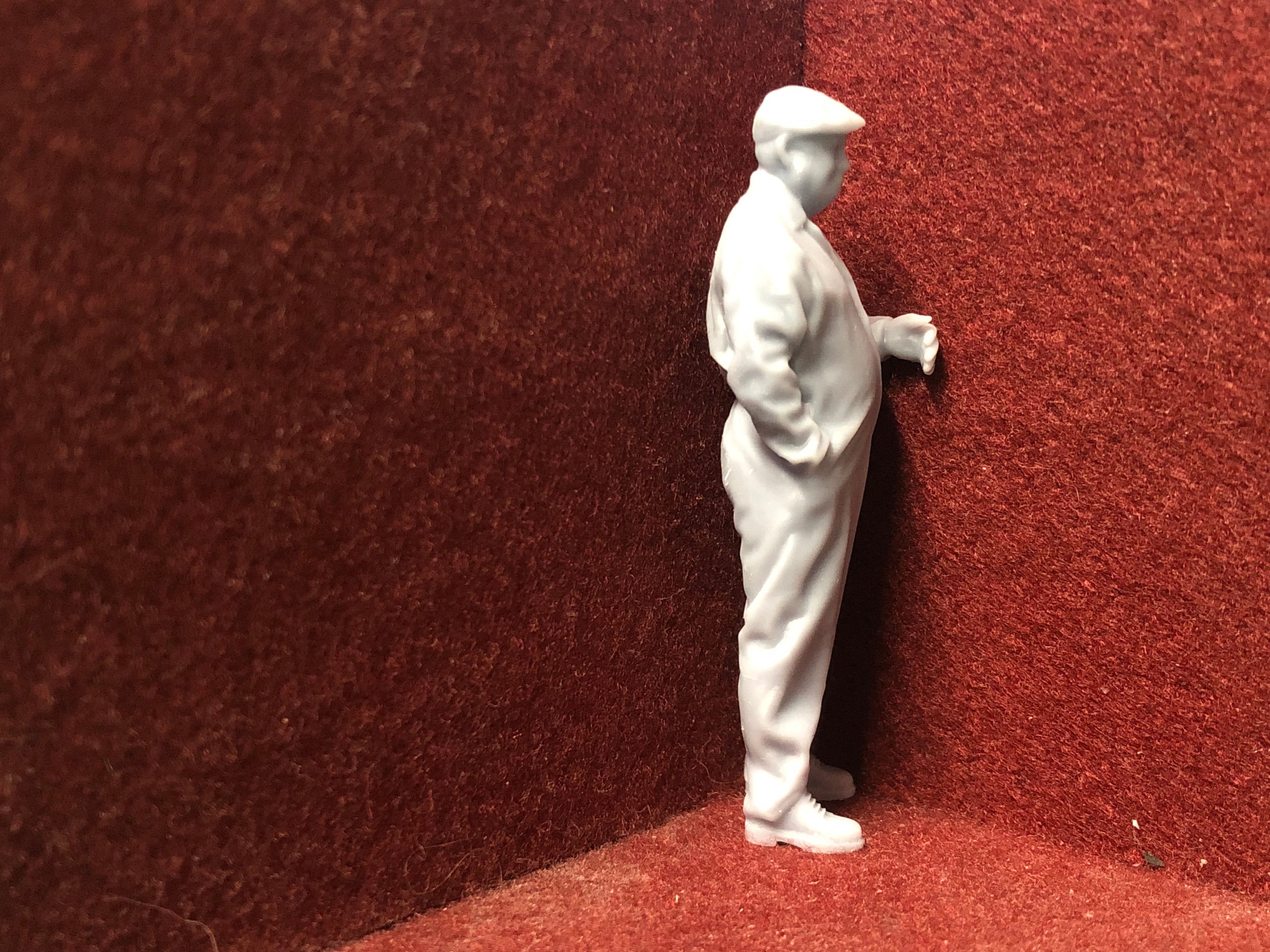 Unpainted G-scale 1:22.5 male figure model, 75mm tall, 3D scanned from a real person, suitable for GN15 narrow gauge layouts