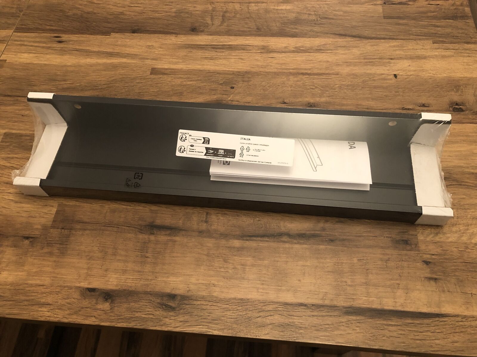 55cm model railway shelf diorama scene with optional fiddle stick and built-in lighting, suitable for OO/HO scale layouts