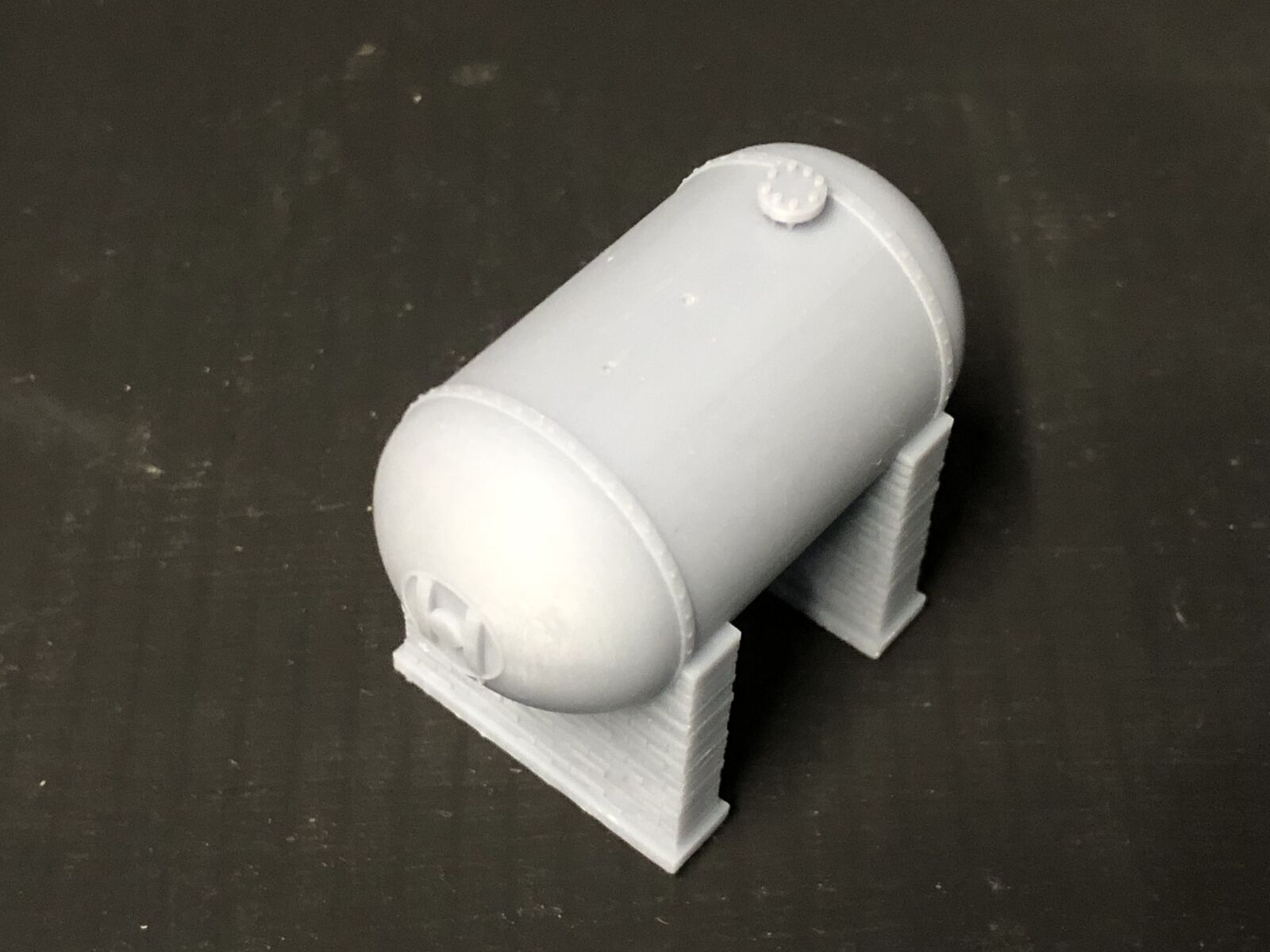 OO/HO/OO9 gauge model railway kit with two unpainted storage tanks on brick supports for depot or yard scenes