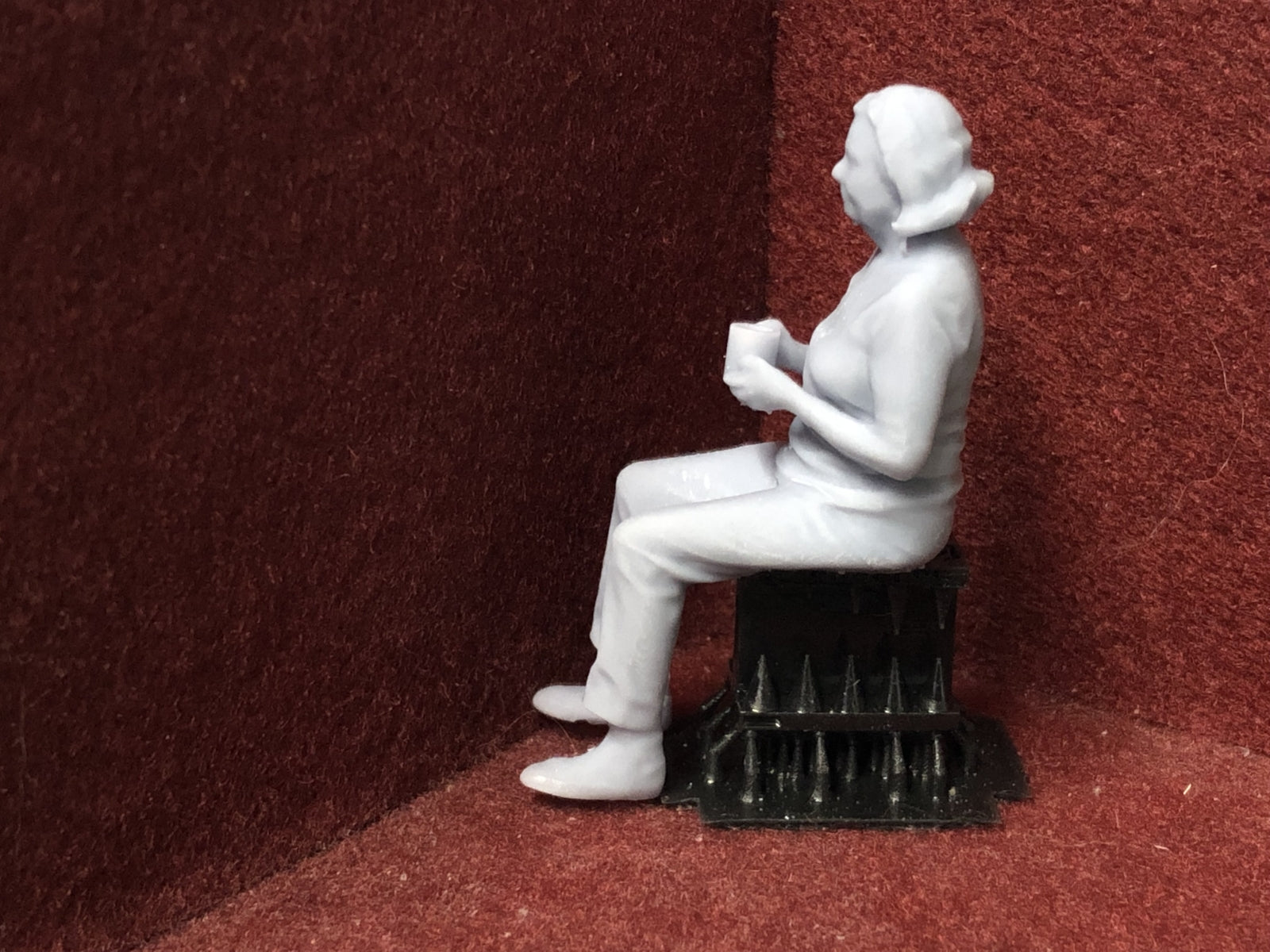 Seated female G-scale 1:22 figure for GN15 model railways, 3D scanned from a real person for realistic detail