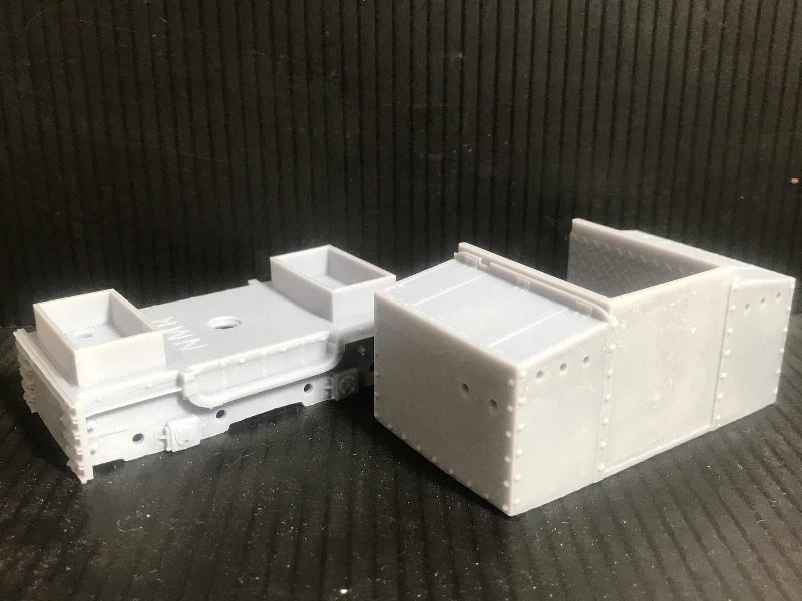 GN15 English Electric Brush critter kit quarry loco, G-scale industrial electric locomotive body for 00 gauge track layouts