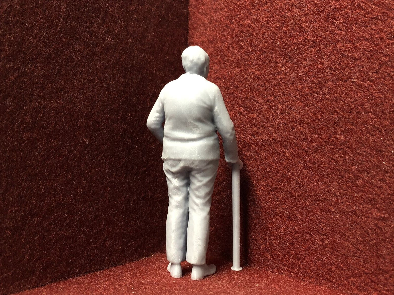 Unpainted G-scale 1:22 woman with walking stick figure for GN15 model railway layouts