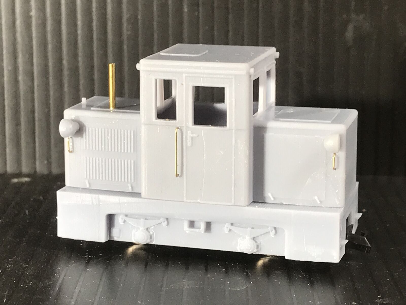 OO9 009 Hungarian forestry diesel shunter body shell for Kato 11-109 narrow gauge locomotive chassis