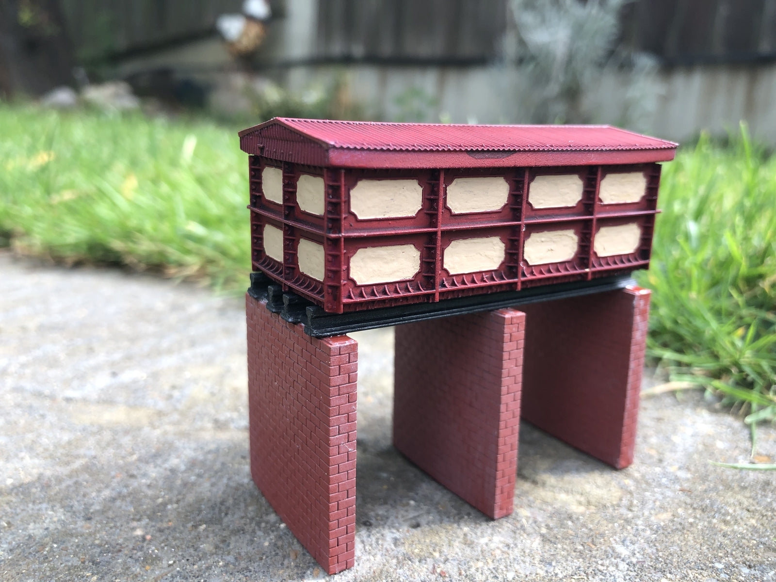 OO9 gauge GER/LNER style Weybourne-inspired water tower plastic model kit for 4mm scale model railway layouts