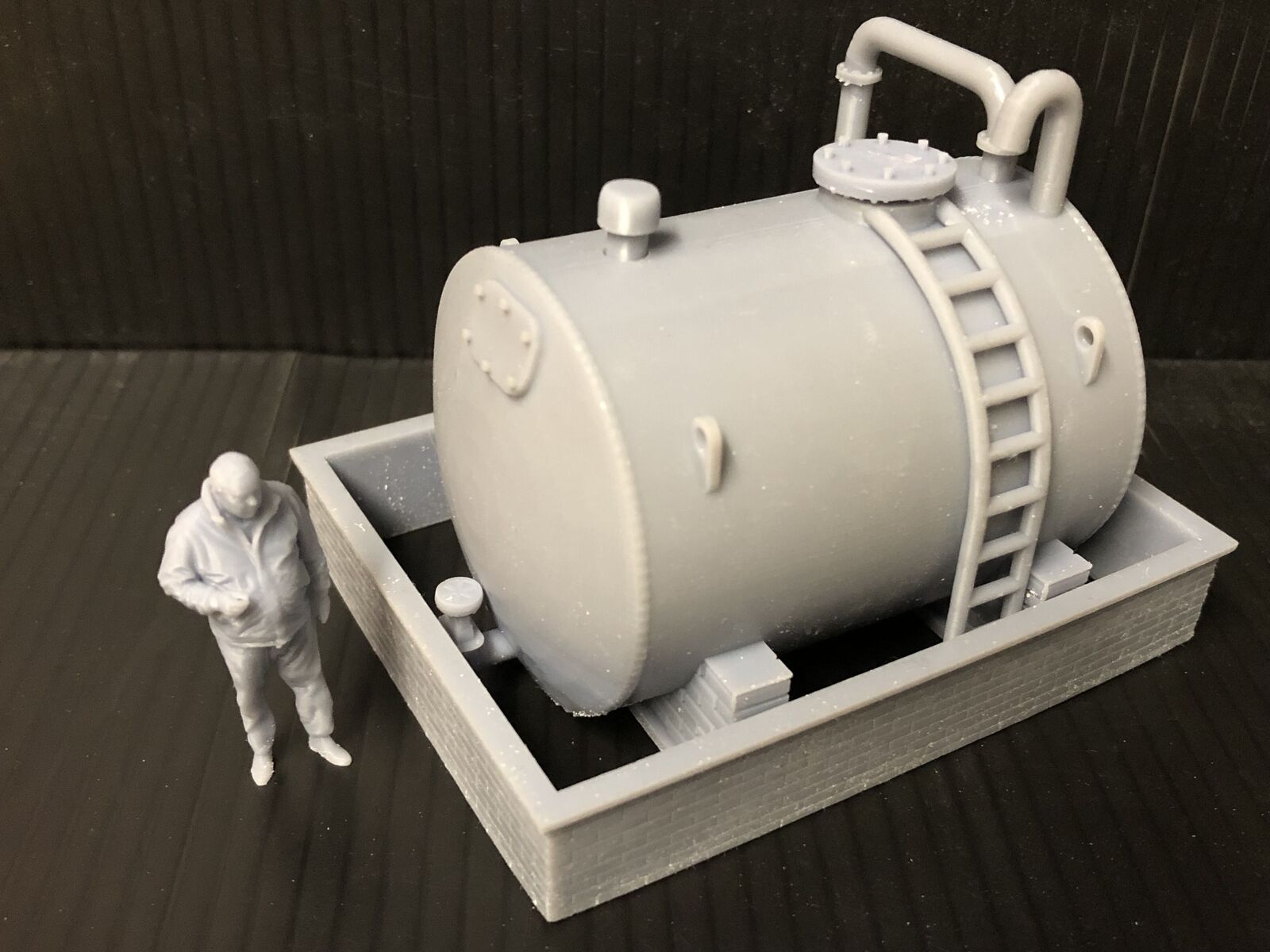 O gauge / O-16.5 7mm scale diesel fuel tank on brick bund with ladder, pipework and figure for depot or yard scenes
