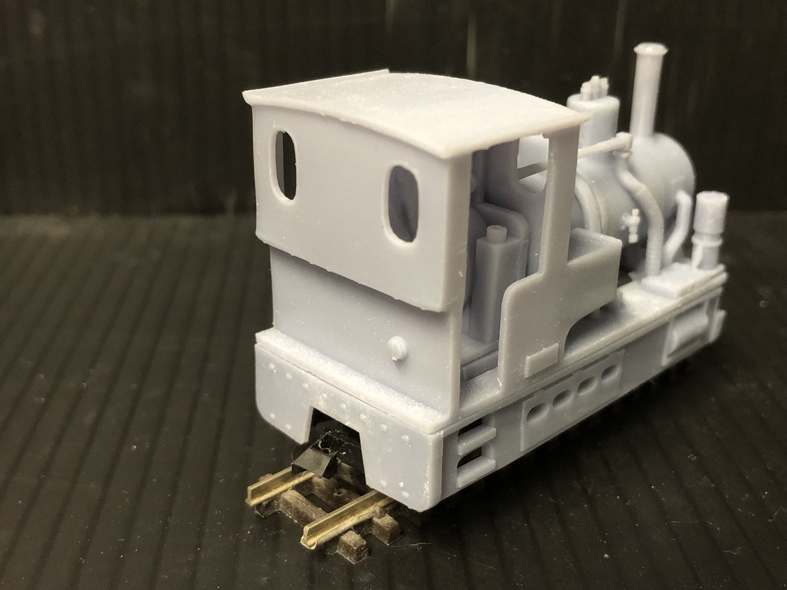 OO9 narrow gauge Andrew Barclay Douglas steam locomotive body kit to fit a Kato 11-109 chassis, shown unpainted for detailing