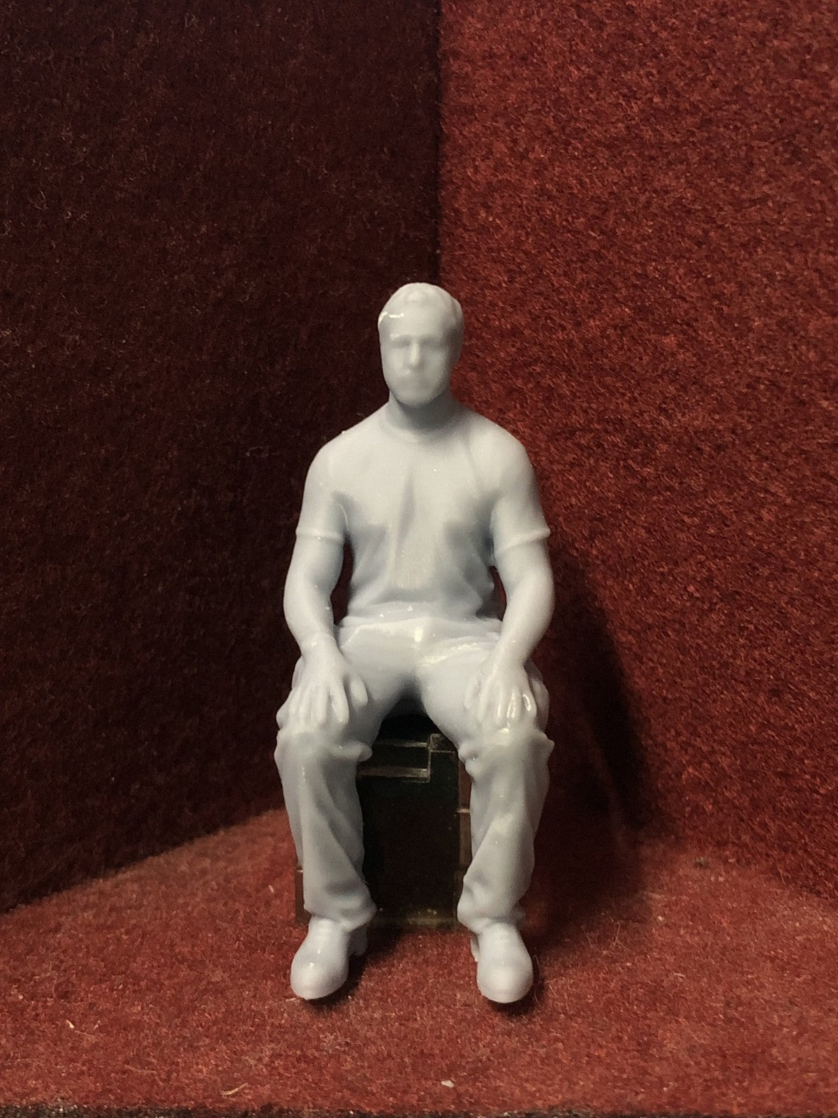 Unpainted 3D-scanned seated male figure for G scale 1:22.5 and GN15 model railways, approx 60mm tall