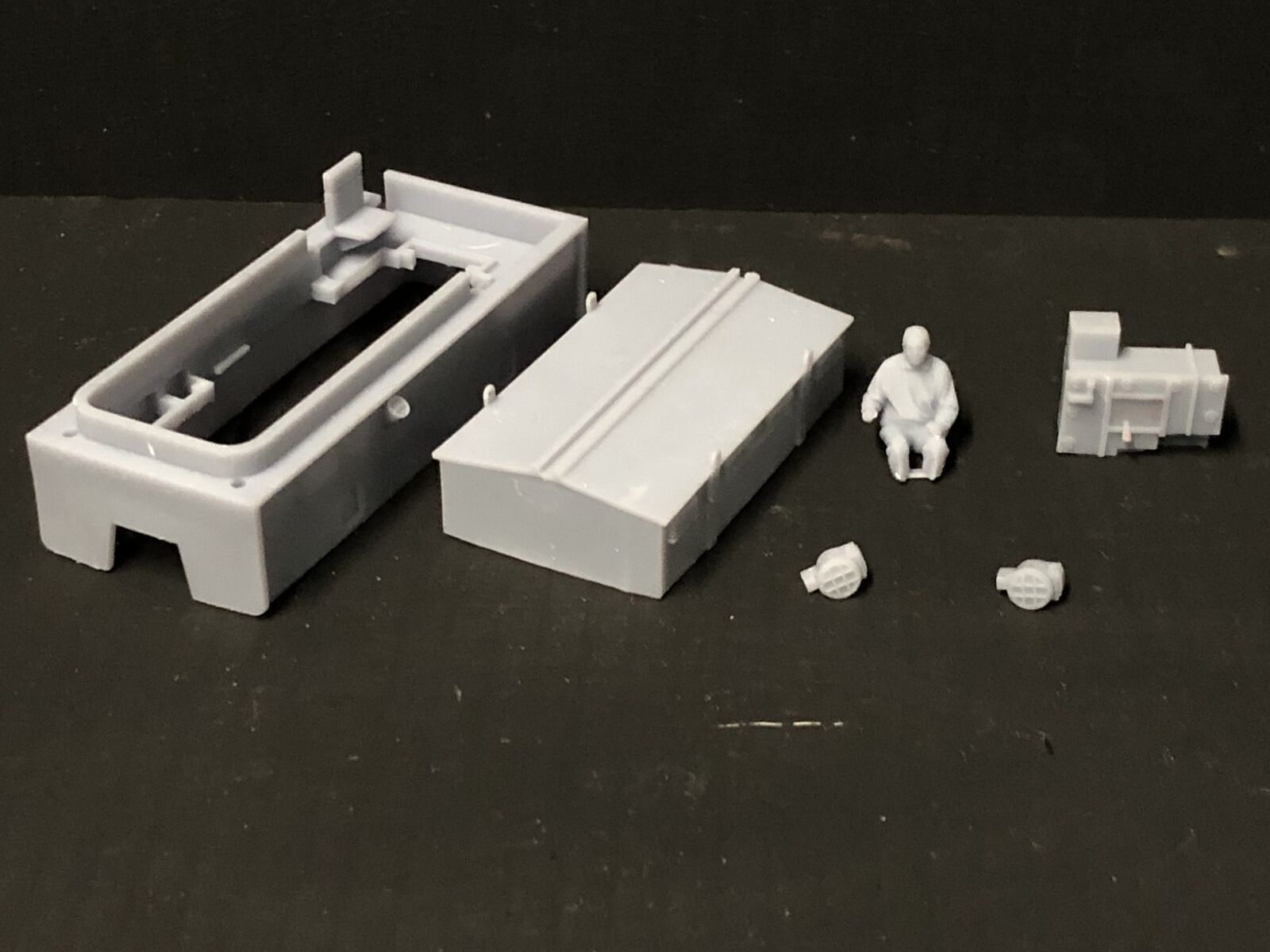 OO9 narrow gauge Baguley Drewy electric battery loco body kit for Kato 11-109 chassis, unpainted with driver and detail parts