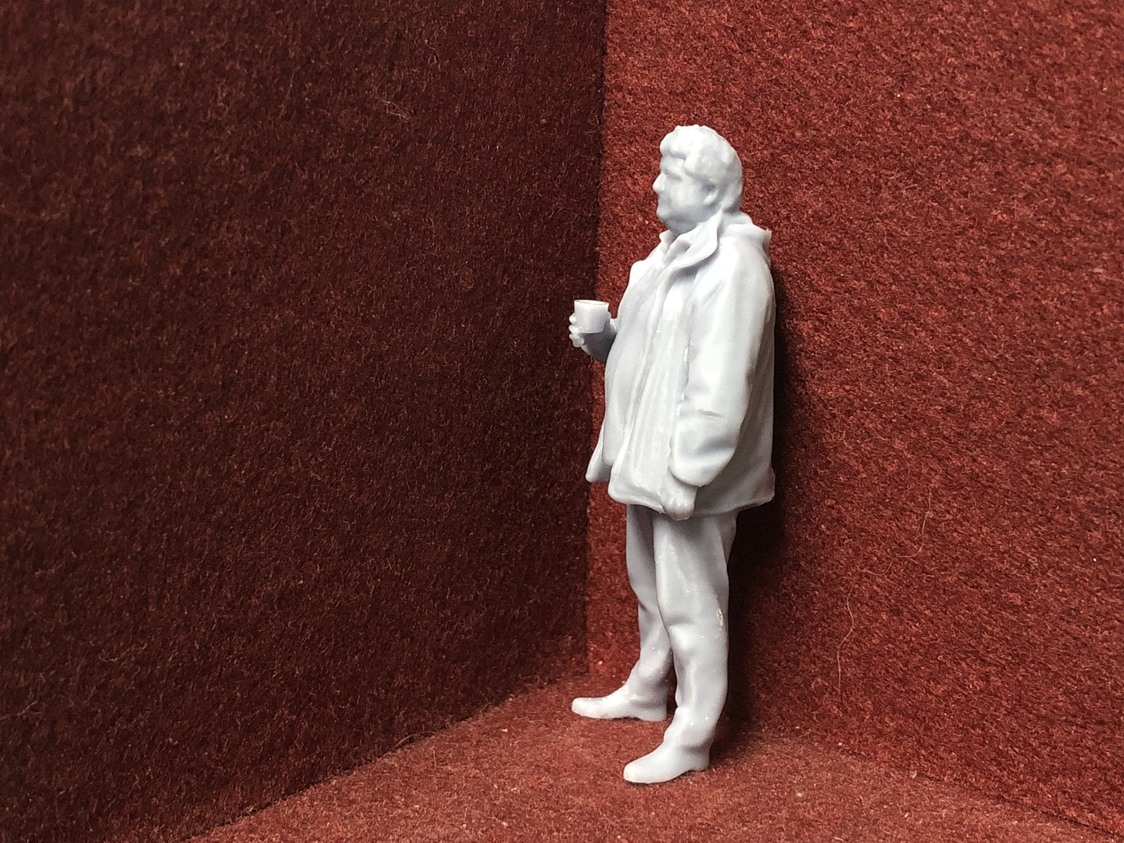 Unpainted G-scale 1:22.5 driver figure for GN15 model railways, 3D scanned from a real person, standing with a relaxed pose.