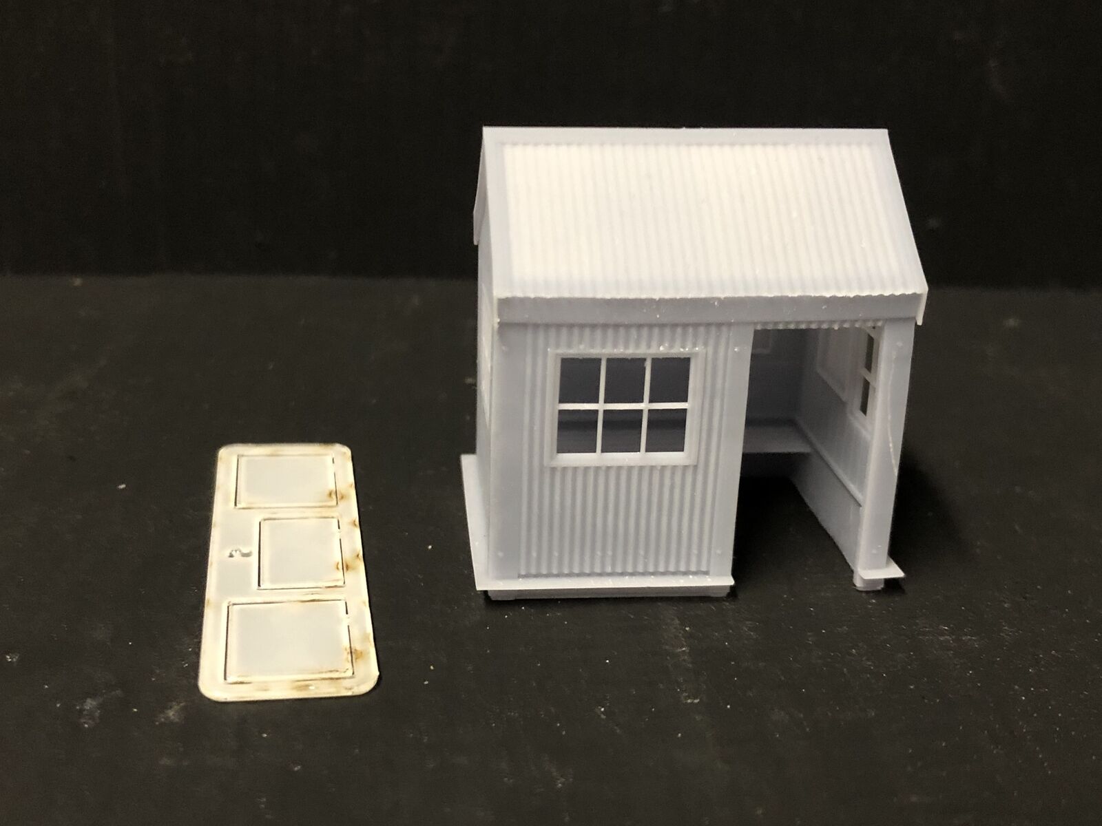 OO9 narrow gauge OO gauge Sylfaen station halt resin kit with glazed hut, shown assembled and painted for 4mm scale layouts