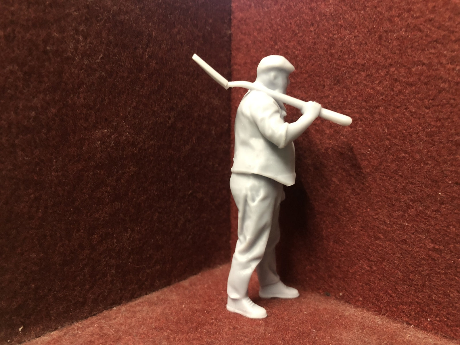 Unpainted G-scale 1:22.5 GN15 railway figure carrying a shovel over his shoulder, 3D scanned from a real person