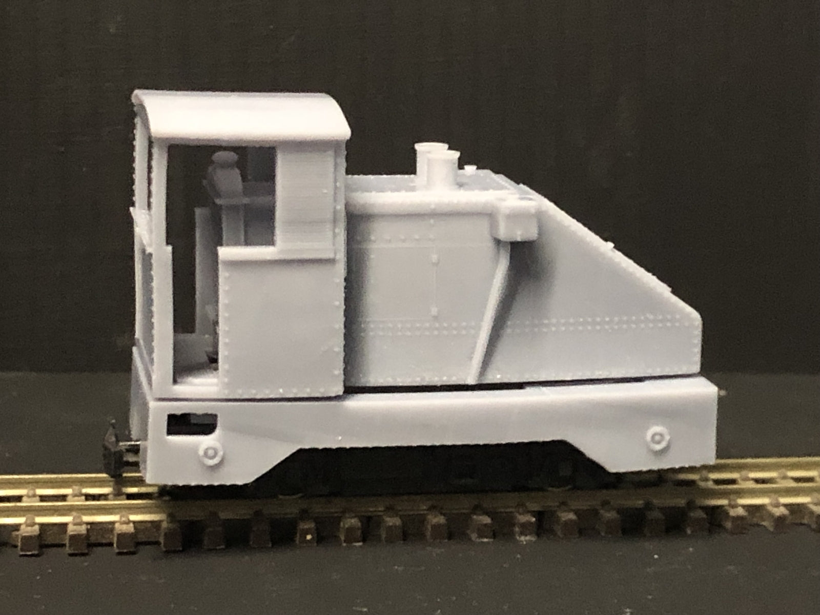 OO9 gauge Kerr Stuart No.4415 narrow gauge diesel locomotive kit body shown fitted to a Kato 11-109 motor bogie chassis