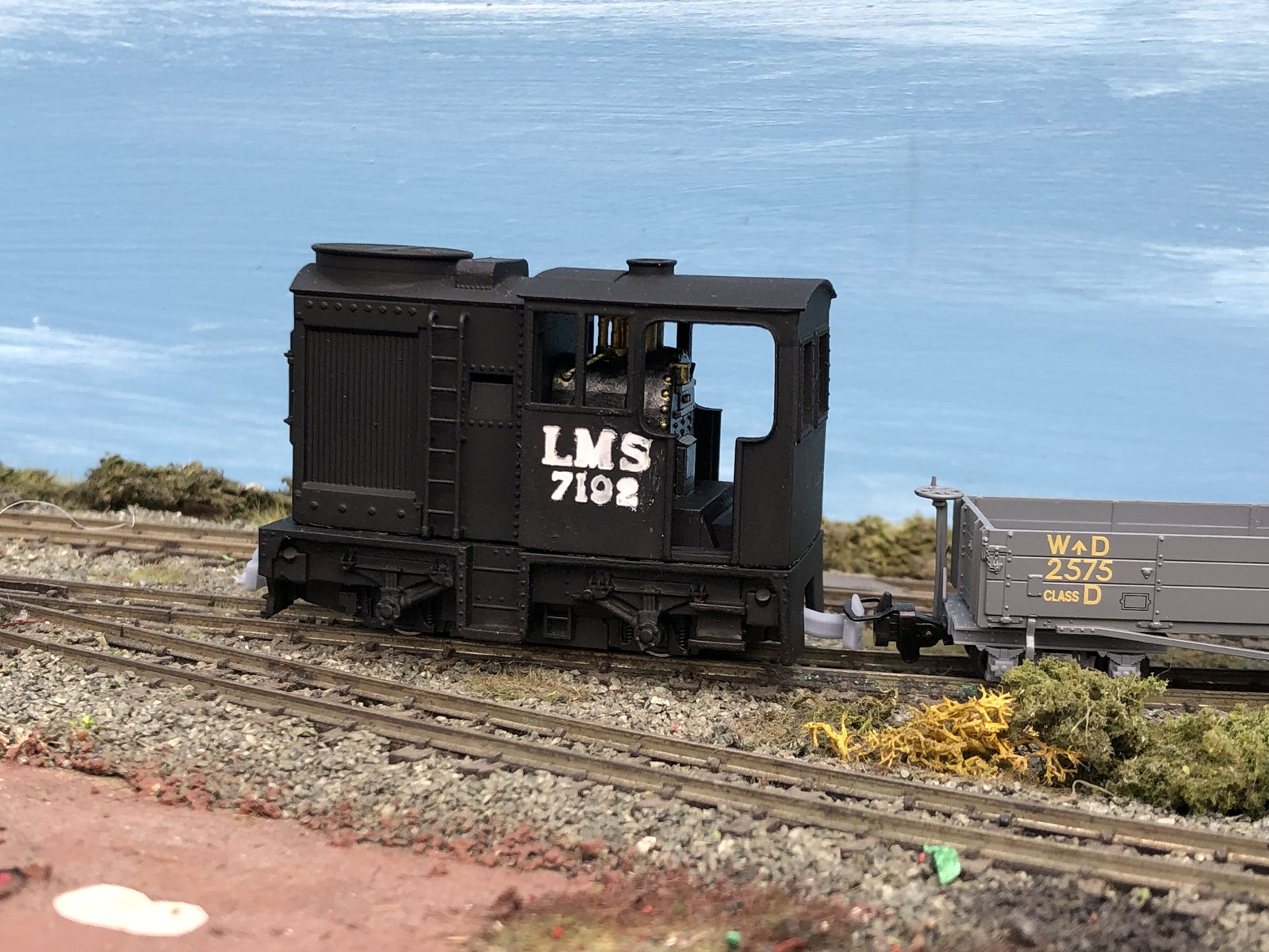 OO9 narrow gauge LMS Sentinel 7192 steam locomotive body kit designed to fit a Kato 11-109 chassis