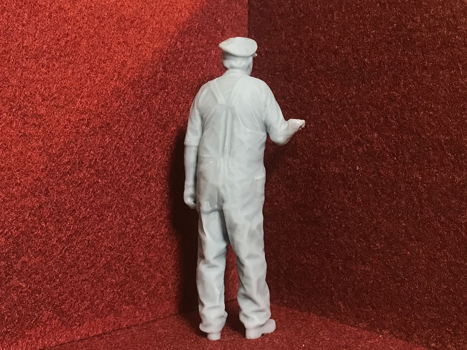 G-scale 1:22 driver figure in overalls for GN15 and garden railway layouts, 3D scanned from a real person