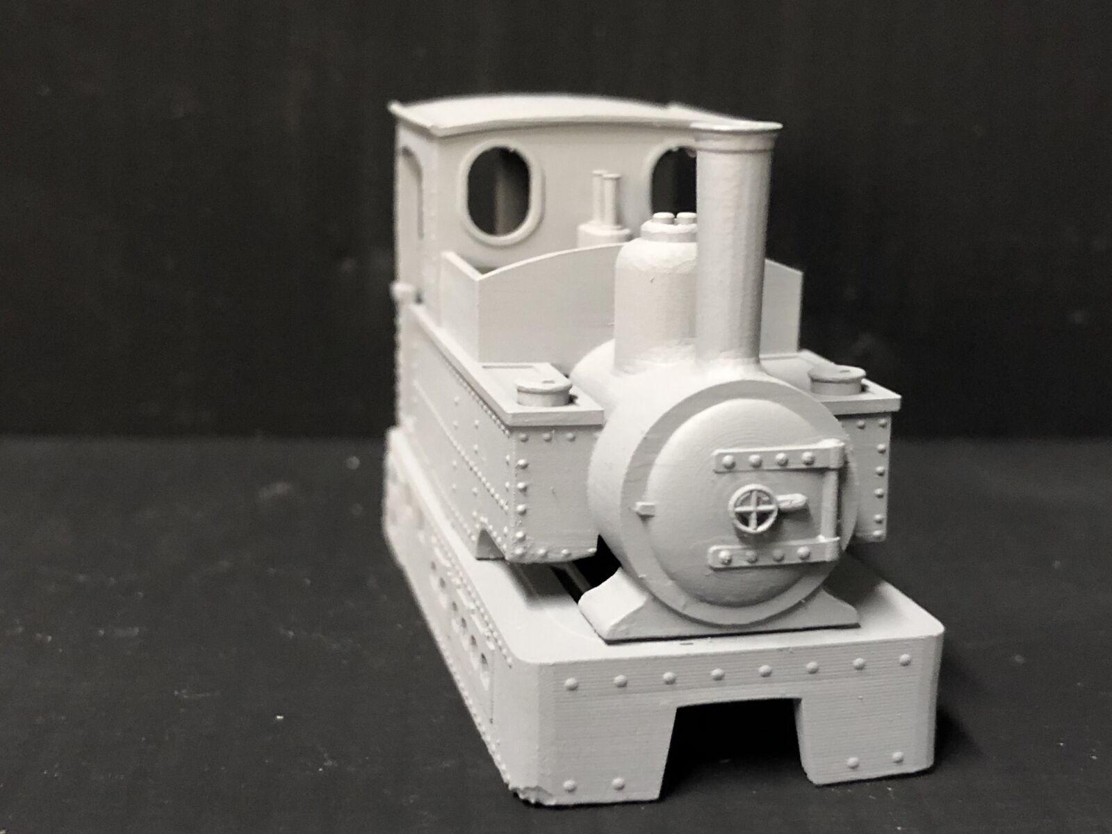 OO9 narrow gauge steam locomotive kit with coal bunker, designed to fit a Kato 11-109 motor bogie chassis