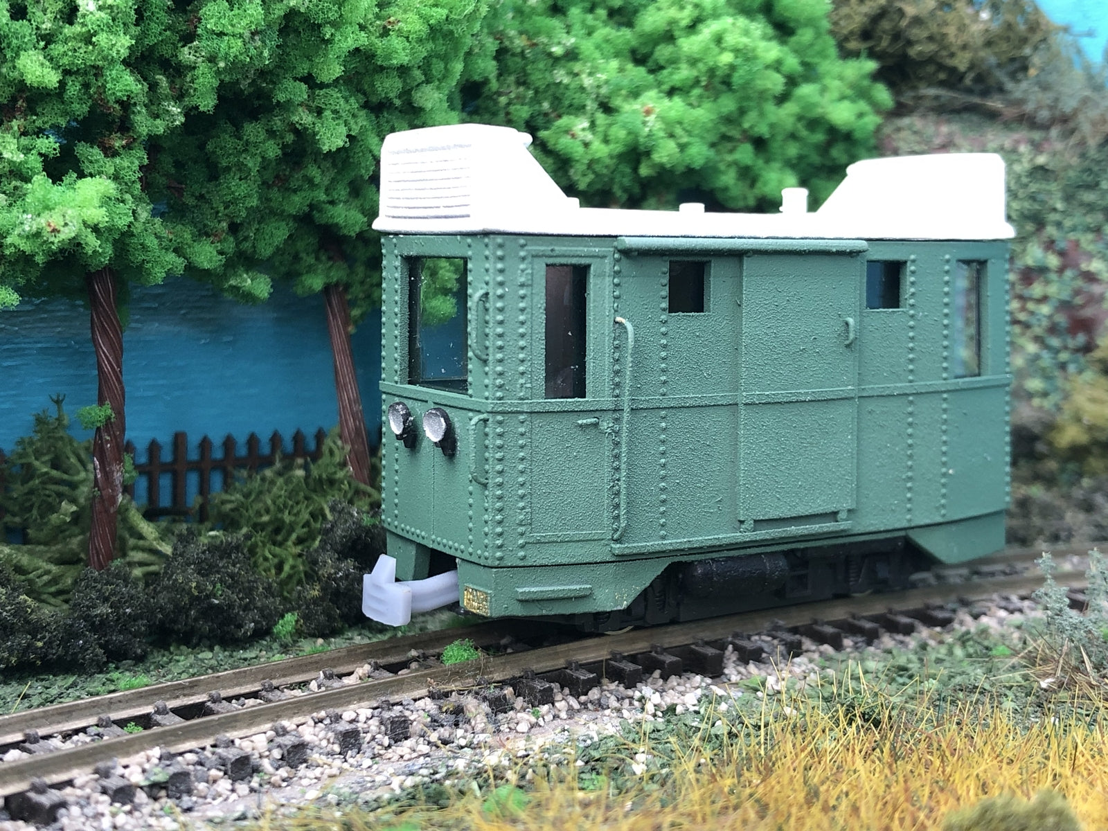 OO9 Ganz DMOT narrow gauge diesel locomotive body kit for Kato 11-109 chassis on 9mm track