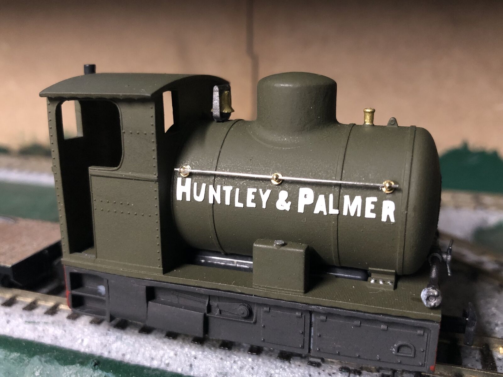 OO9 narrow gauge WG Bagnall fireless locomotive body kit designed to fit the Kato 11-109 chassis