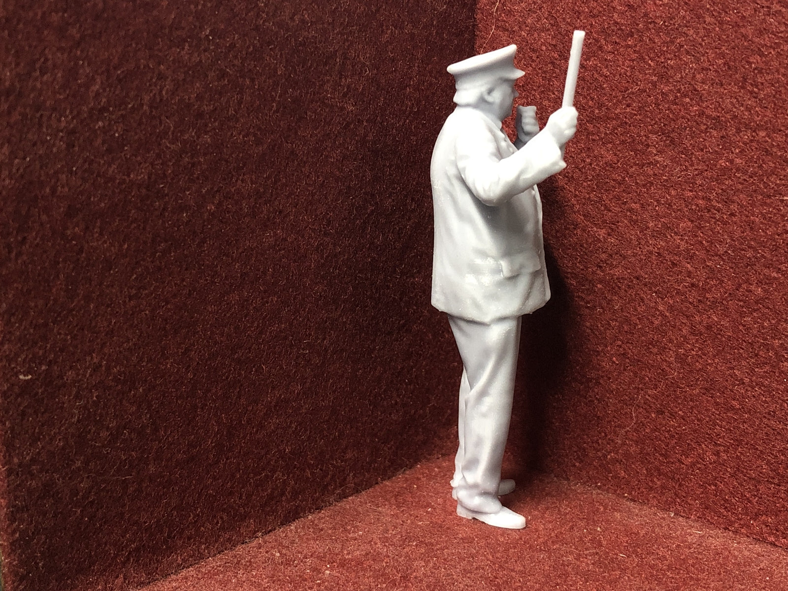 Unpainted G-scale 1:22 guard figure model, 3D scanned from a real person, suitable for GN15 narrow gauge layouts