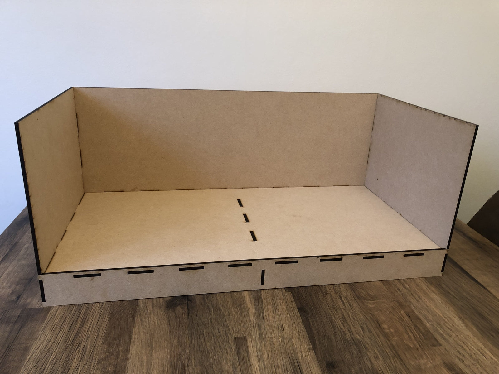 4mm MDF model railway diorama case kit, 60x30x25cm, shown with OO/HO scale round-and-round layout using Kato-style track