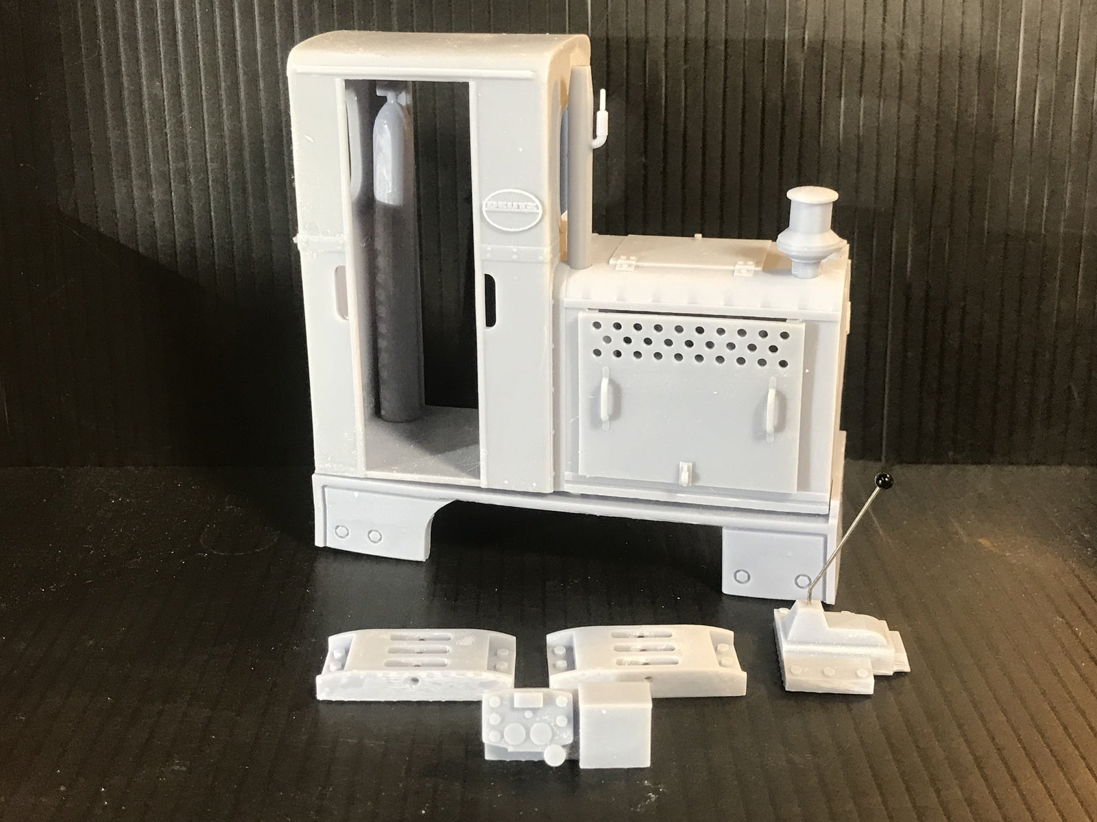 Unpainted GN15 Deutz OMZ 117 diesel critter kit, G-scale body for 00 track, shown on a Tenshodo spud motor bogie chassis