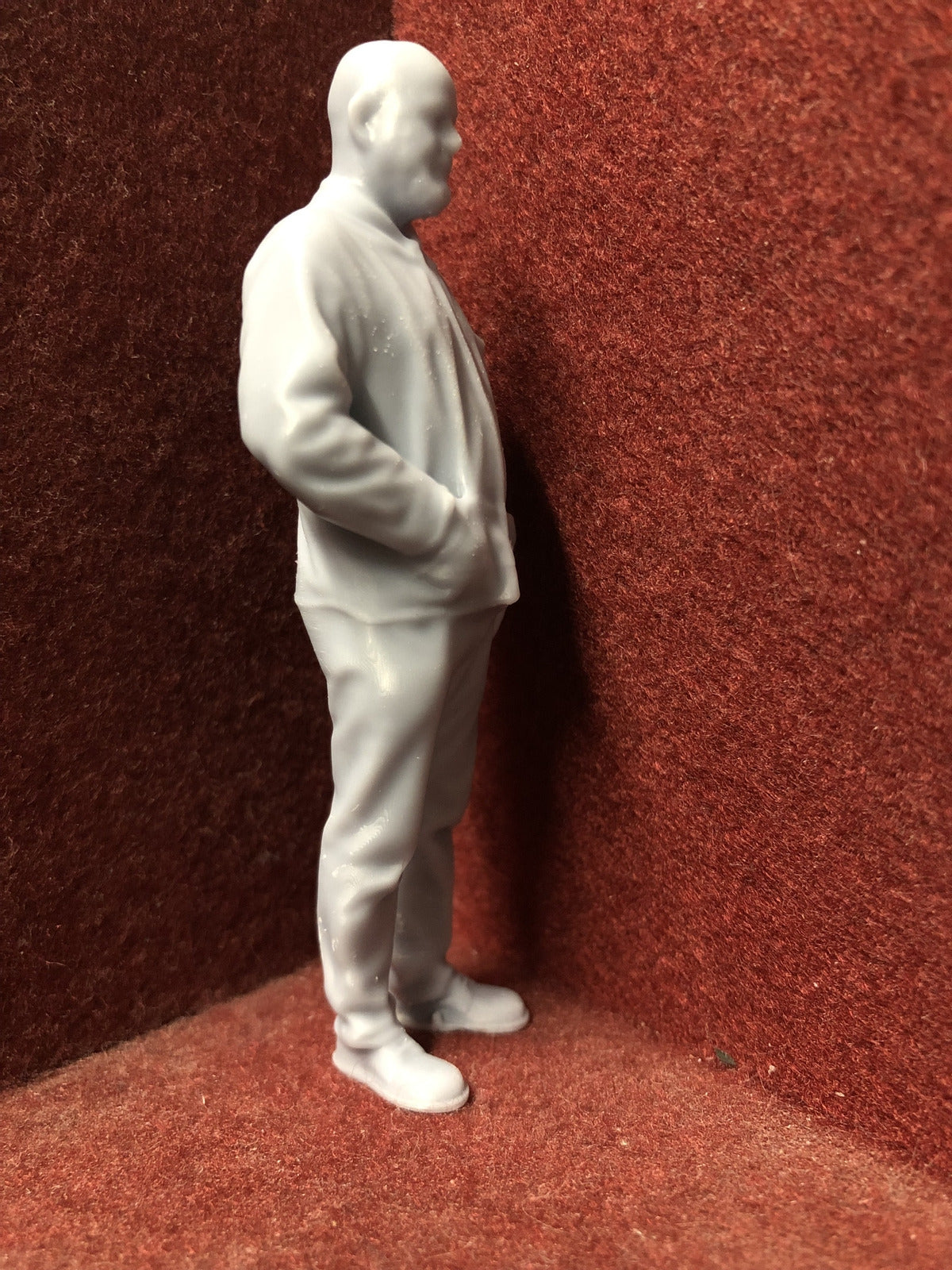 16mm scale 1:19 SM32 garden railway driver figure, 3D scanned from a real person, posed for mounting or standing in the yard