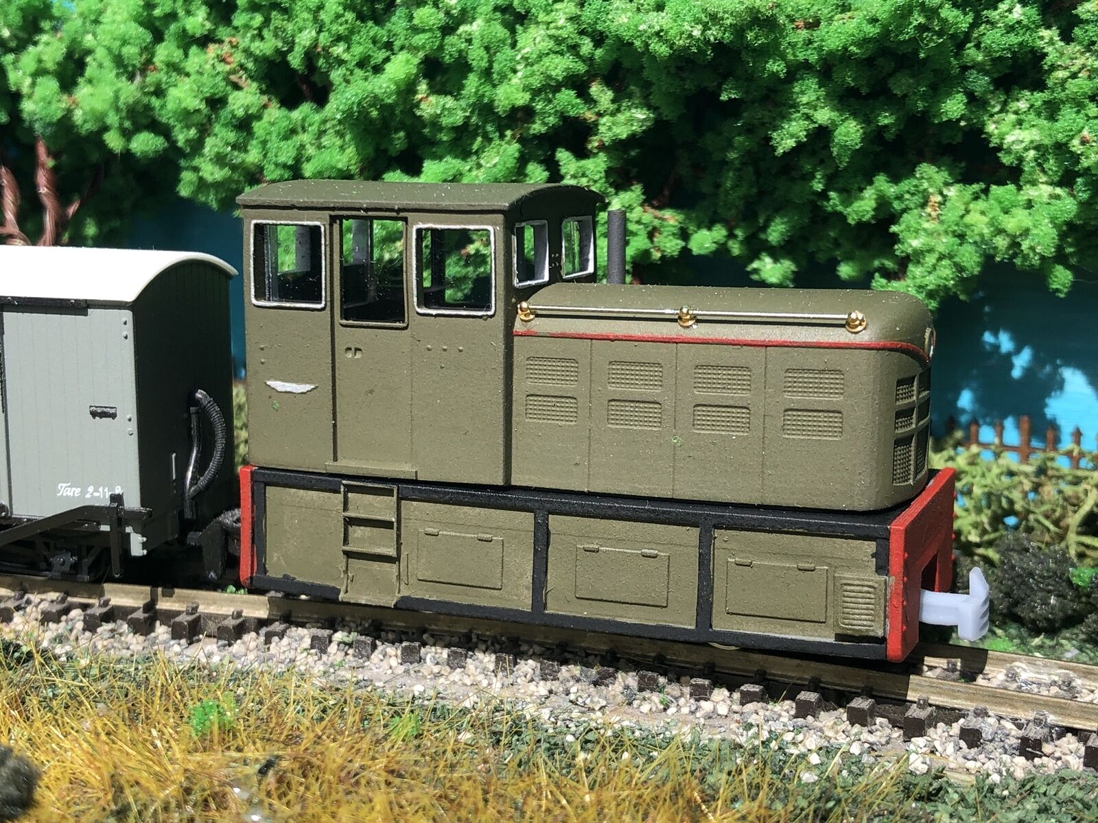 OO9 narrow gauge Fowler MFP No.4 diesel locomotive body kit shown fitted to a Kato 11-109 motor bogie chassis