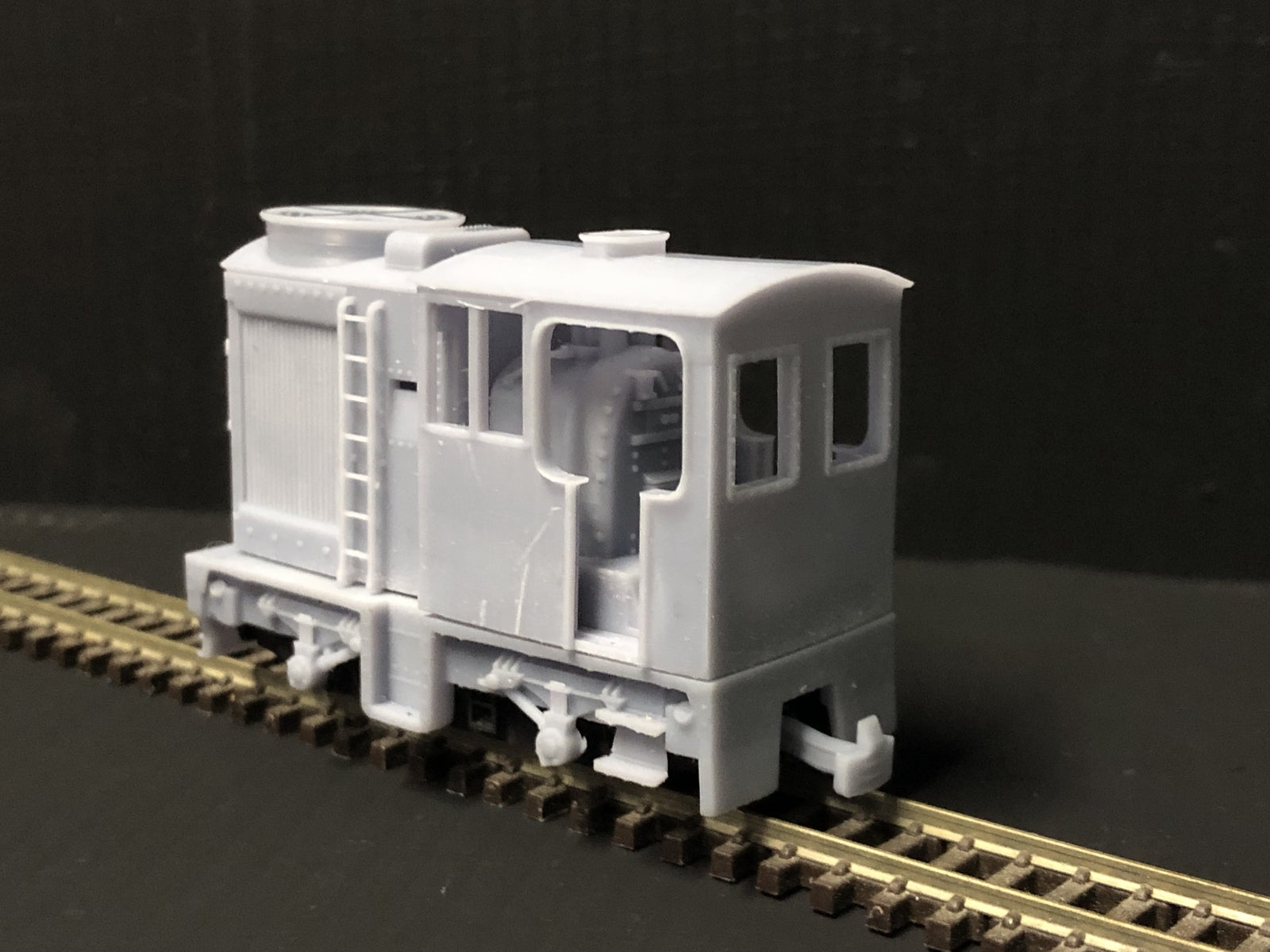 OO9 narrow gauge LMS Sentinel 7192 steam locomotive body kit designed to fit a Kato 11-109 chassis