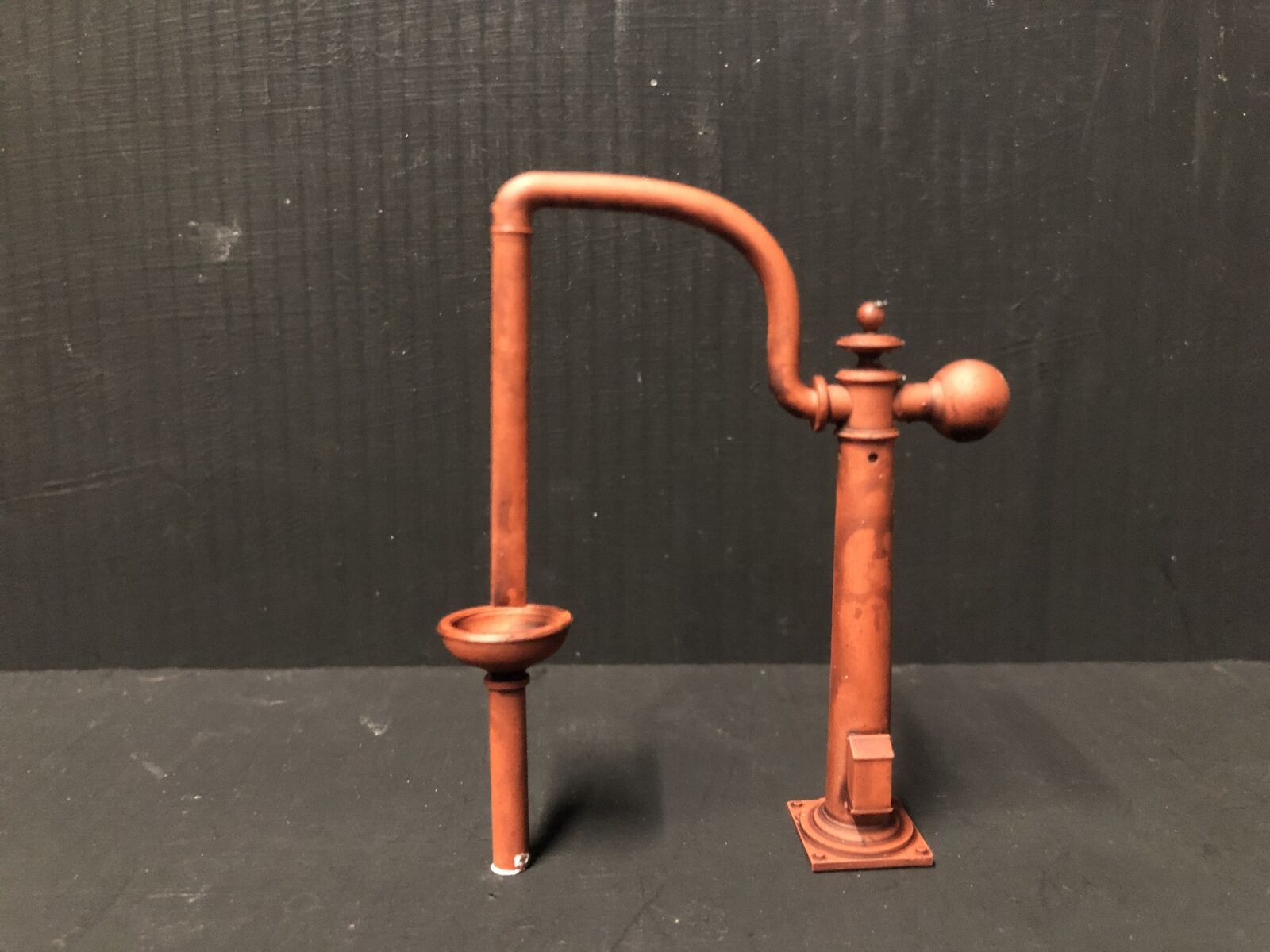 OO gauge NER water crane kit based on Goathland Station, with overflow funnel and control stand for model railway layouts