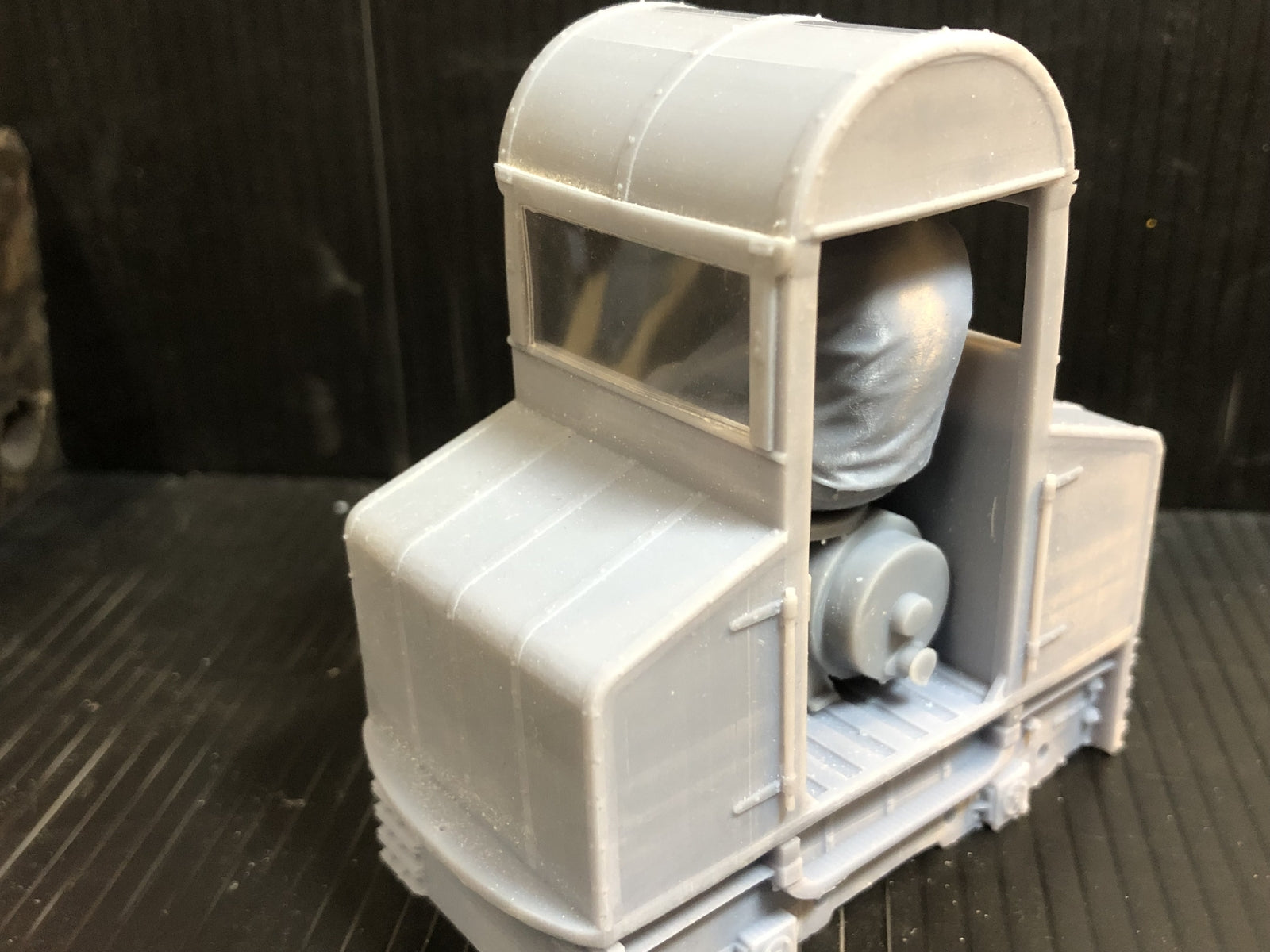 GN15 narrow gauge 1917 English Electric Brush critter munitions loco kit for industrial model railway layouts