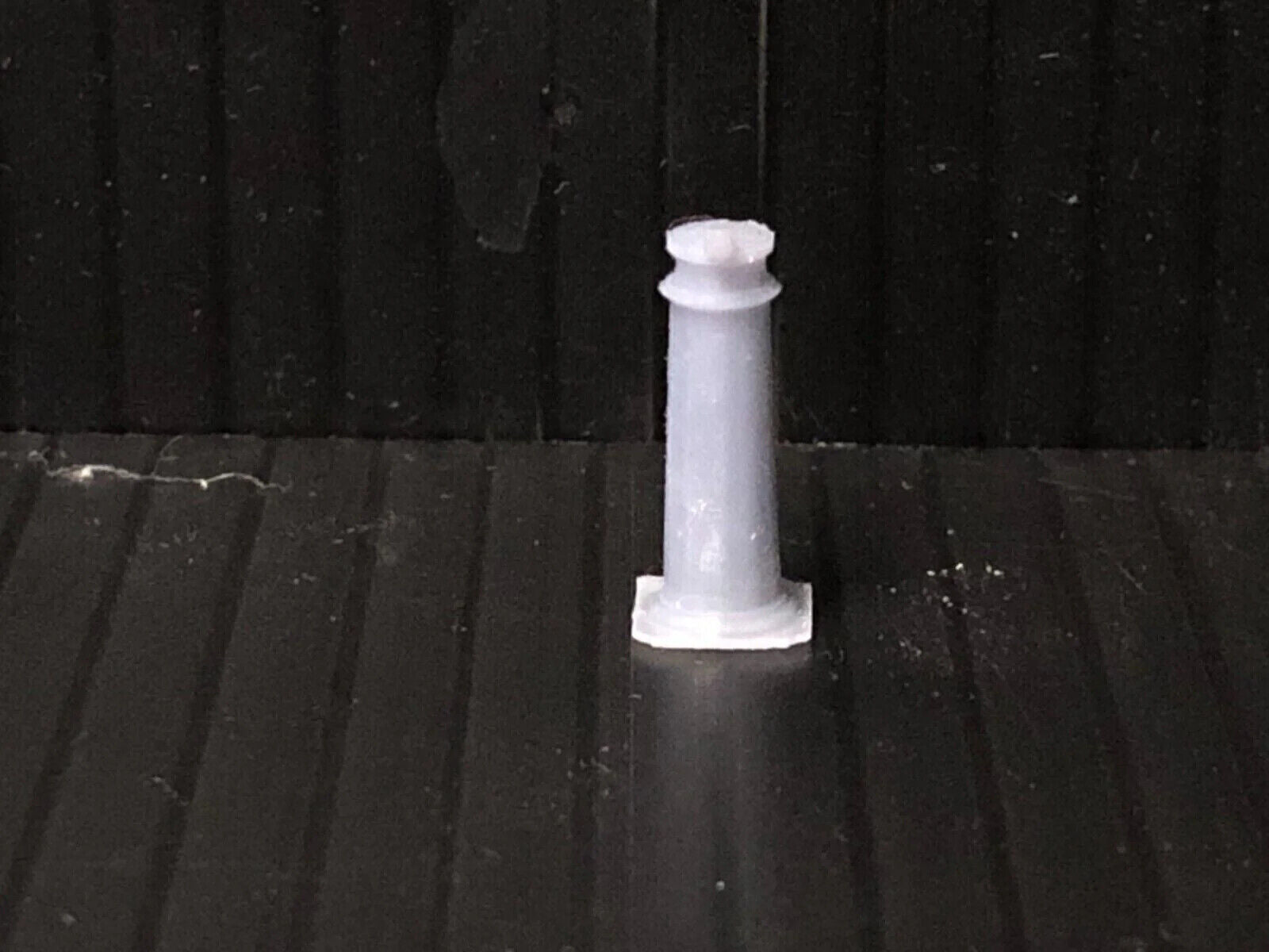 OO gauge NER water crane kit based on Goathland Station, with overflow funnel and control stand for model railway layouts