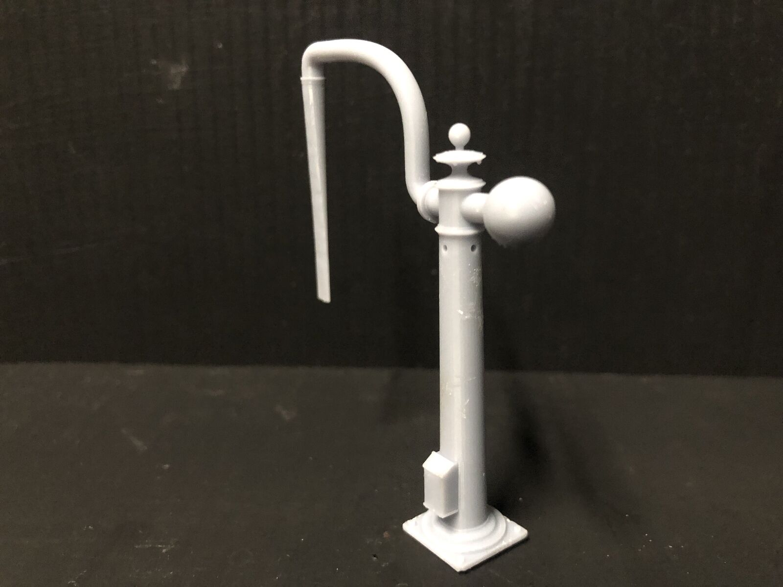 OO gauge NER water crane kit based on Goathland Station, with overflow funnel and control stand for model railway layouts