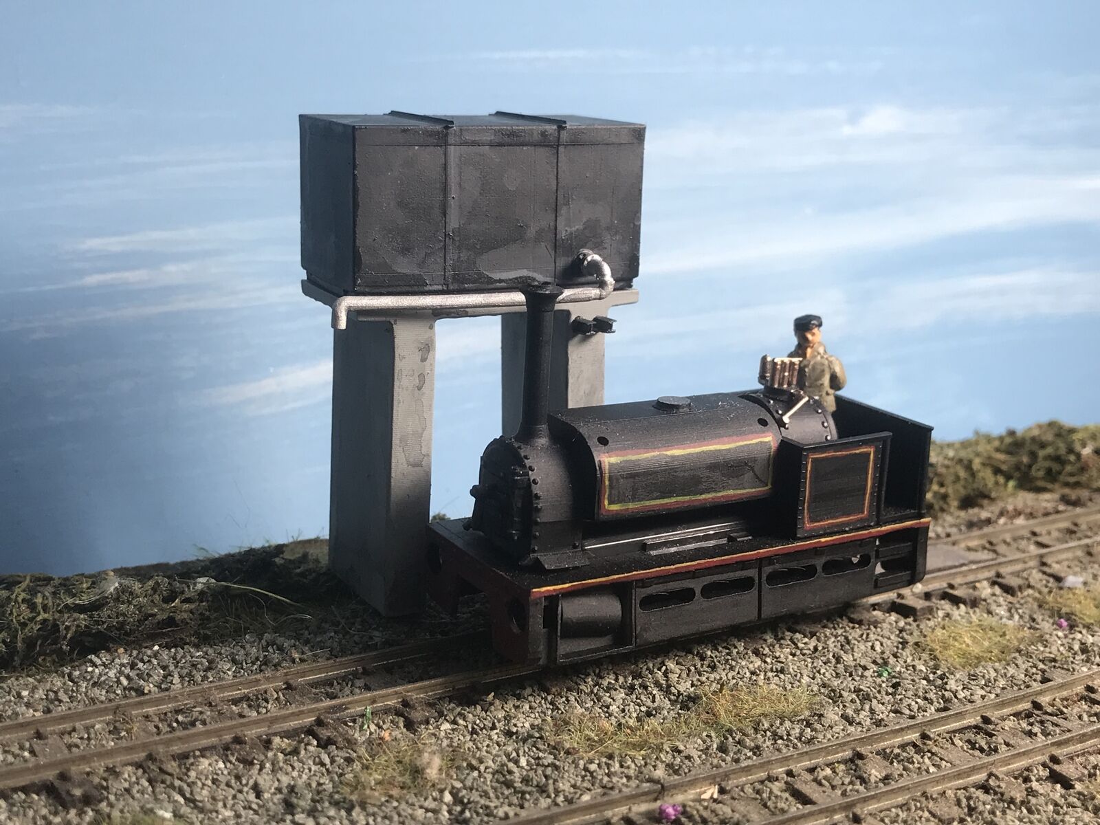 OO9 narrow gauge Beddgelert-style water tower kit for OO scale model railway layouts