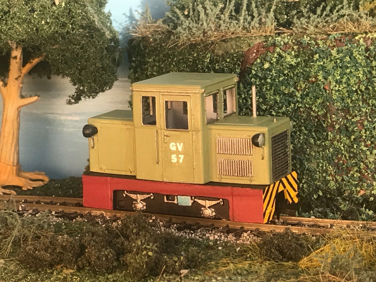 OO9 009 Hungarian forestry diesel shunter locomotive body kit for Kato 11-109 narrow gauge chassis