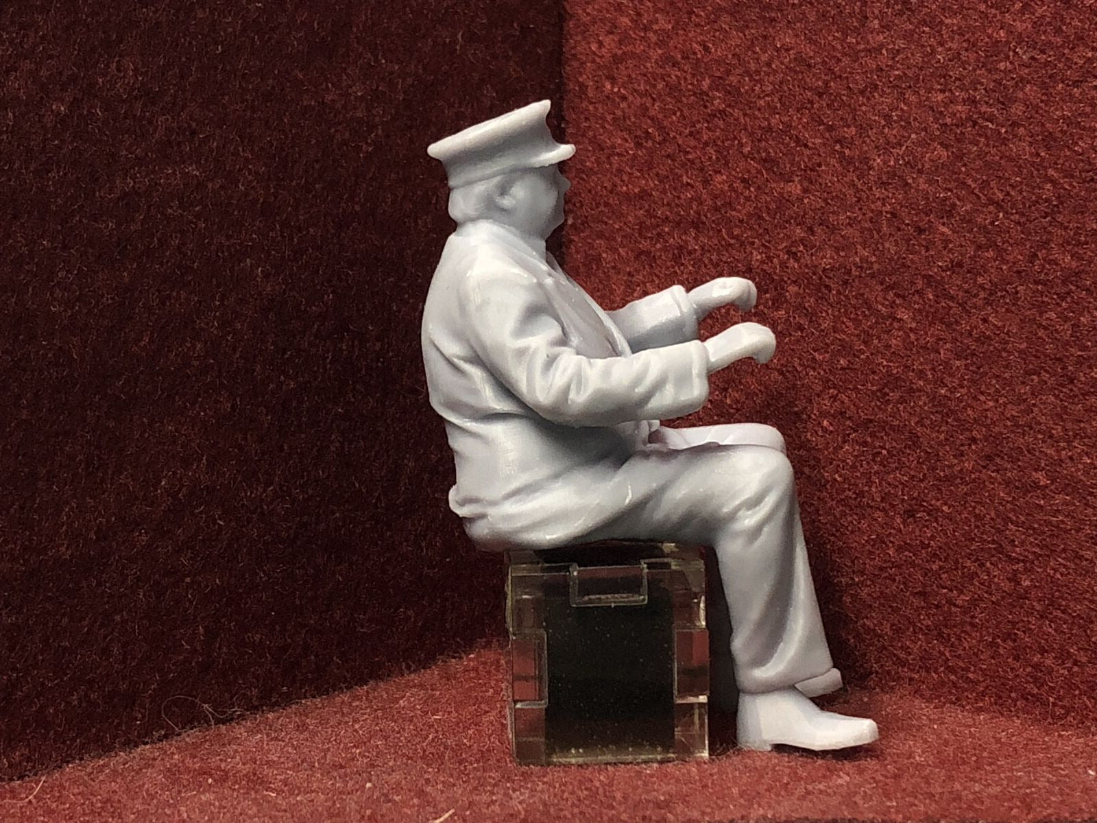 G-scale 1:22.5 seated driver figure for GN15 narrow gauge model railways, 3D scanned from a real person