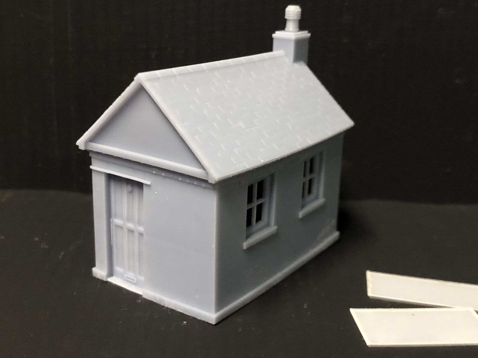 OO9/OO/HO scale model railway weighbridge and office building kit based on Charlestown and Minffordd station designs
