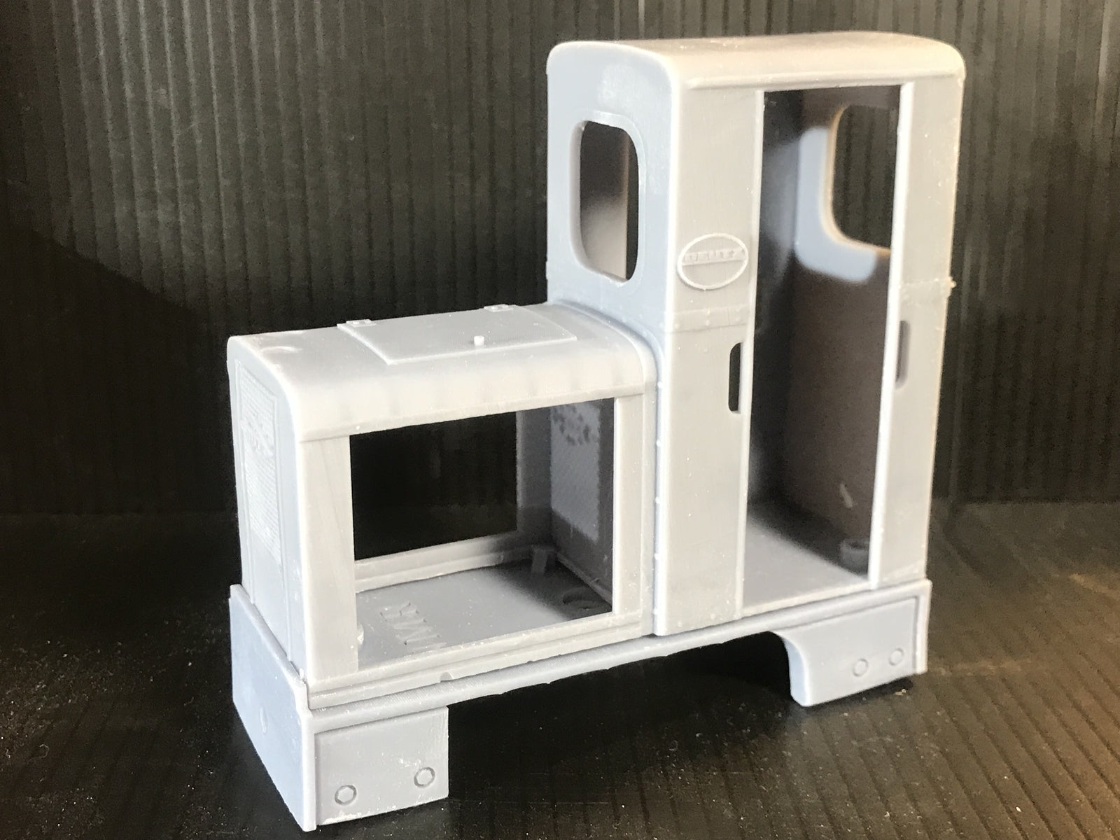 Unpainted GN15 Deutz OMZ 117 diesel critter kit, G-scale body for 00 track, shown on a Tenshodo spud motor bogie chassis