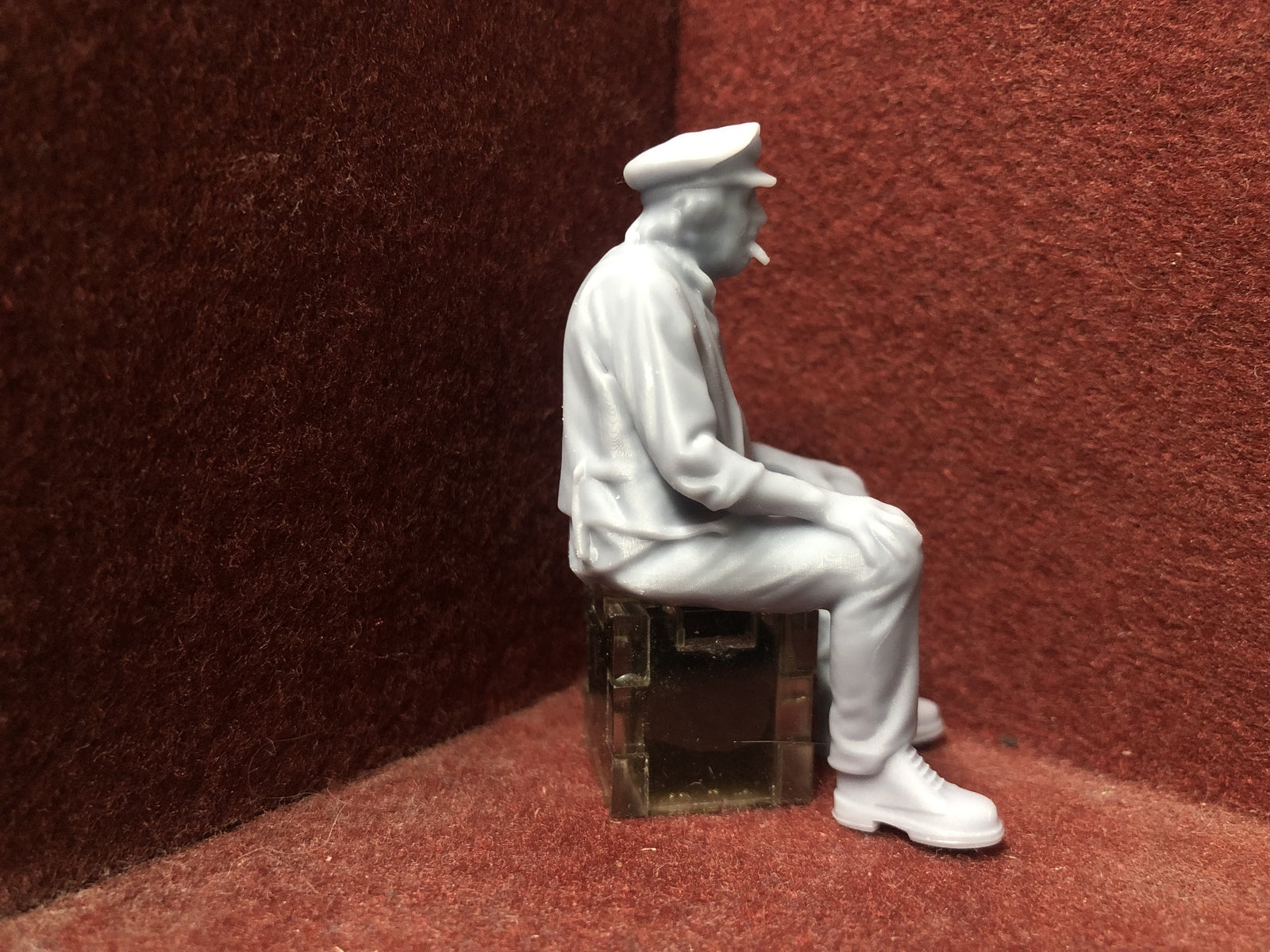 Unpainted G-scale 1:22.5 seated driver figure, 3D scanned, suitable for GN15 narrow gauge model railway layouts.