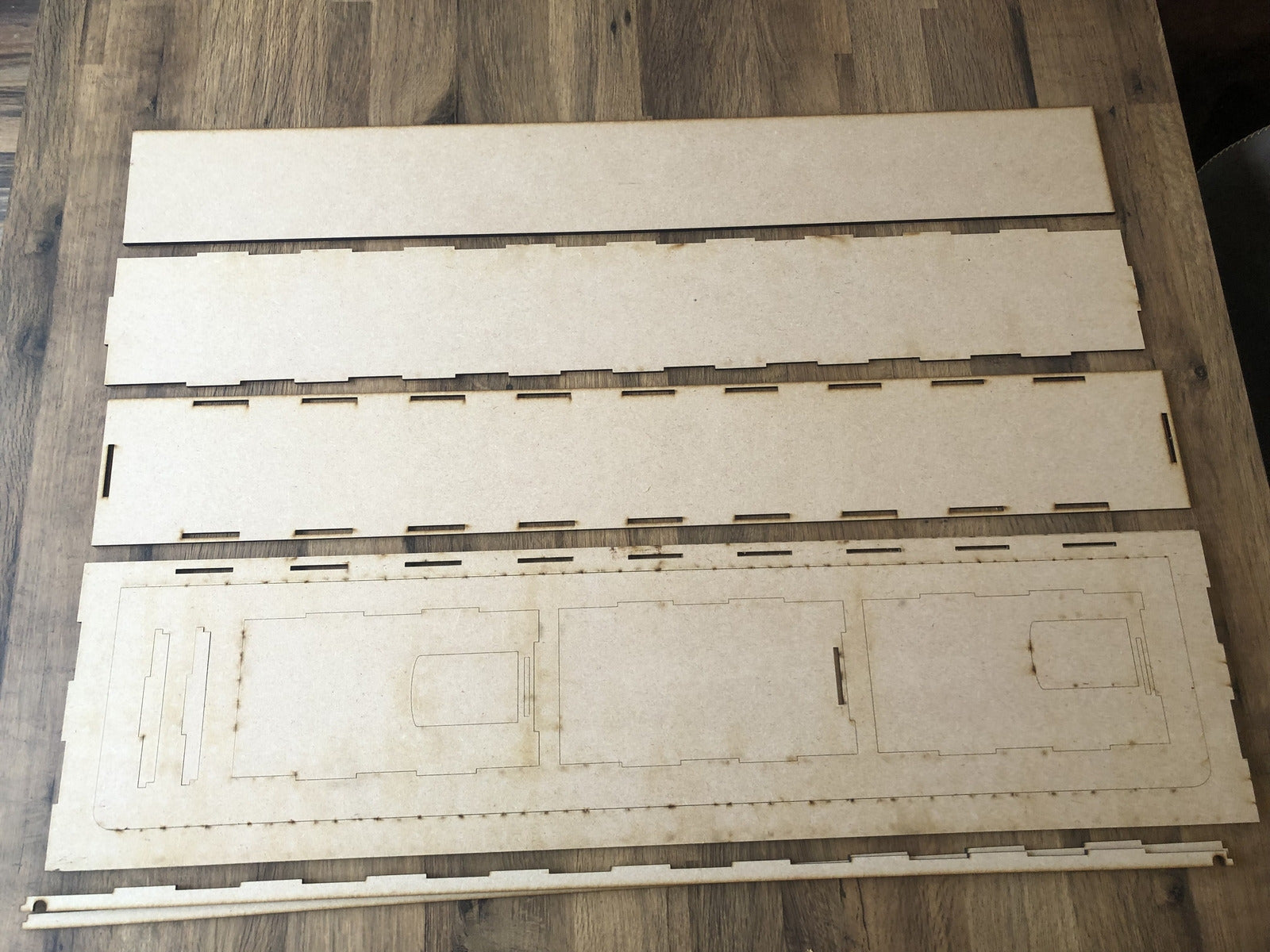 75cm model railway shelf diorama kit with optional fiddle stick and lighting, suitable for OO/HO scale layouts