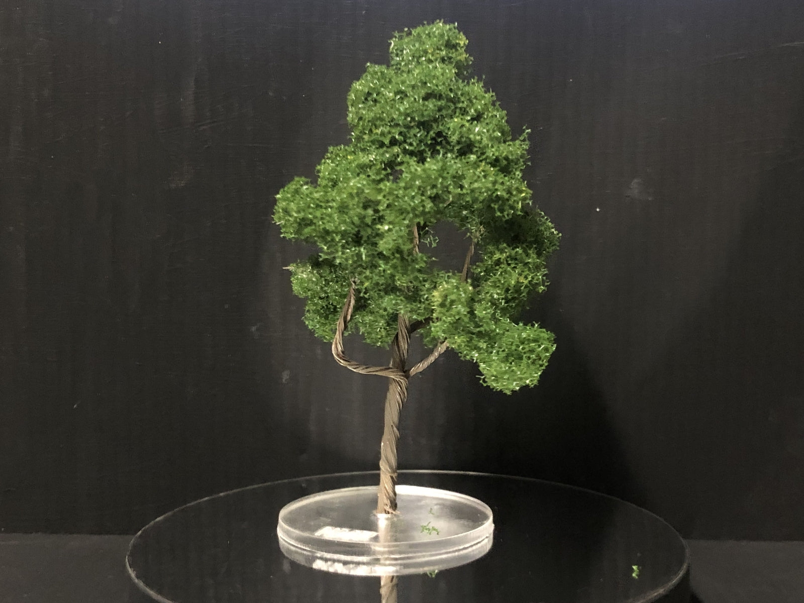 OO9 to NG7 scale model tree with bendable wire armature, approximately 100mm tall, supplied flat for shaping on your layout