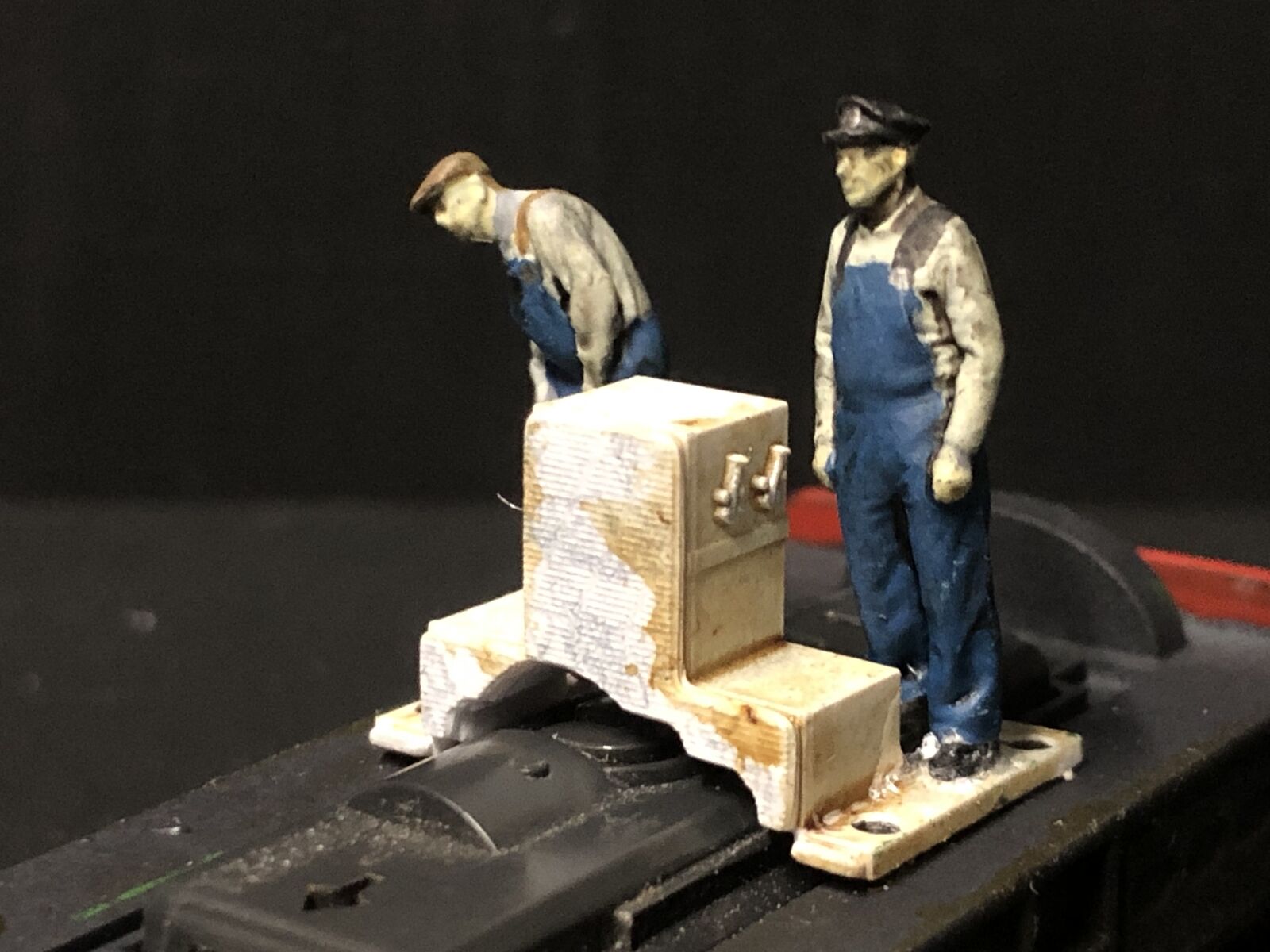 OO9 narrow gauge Armstrong Whitworth diesel loco body kit for Kato 11-109 chassis with separate cab interior and figures