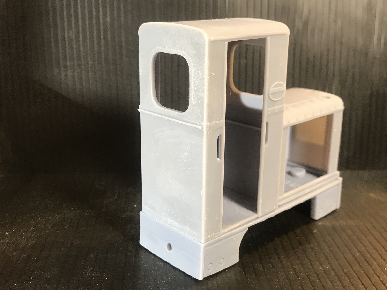 Unpainted GN15 Deutz OMZ 117 diesel critter kit, G-scale body for 00 track, shown on a Tenshodo spud motor bogie chassis