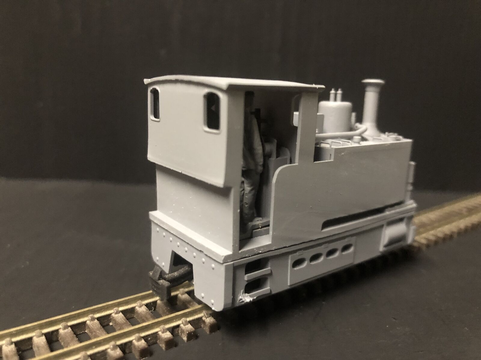 OO9 narrow gauge Tom Rolt Barclay steam locomotive kit body designed to fit a Kato 11-109 chassis