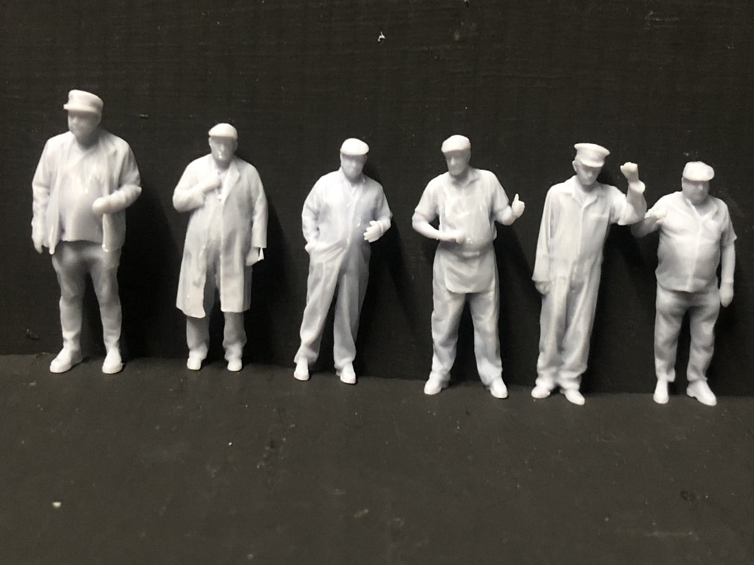 Looking for 1:43.5 unpainted loco crew figures?