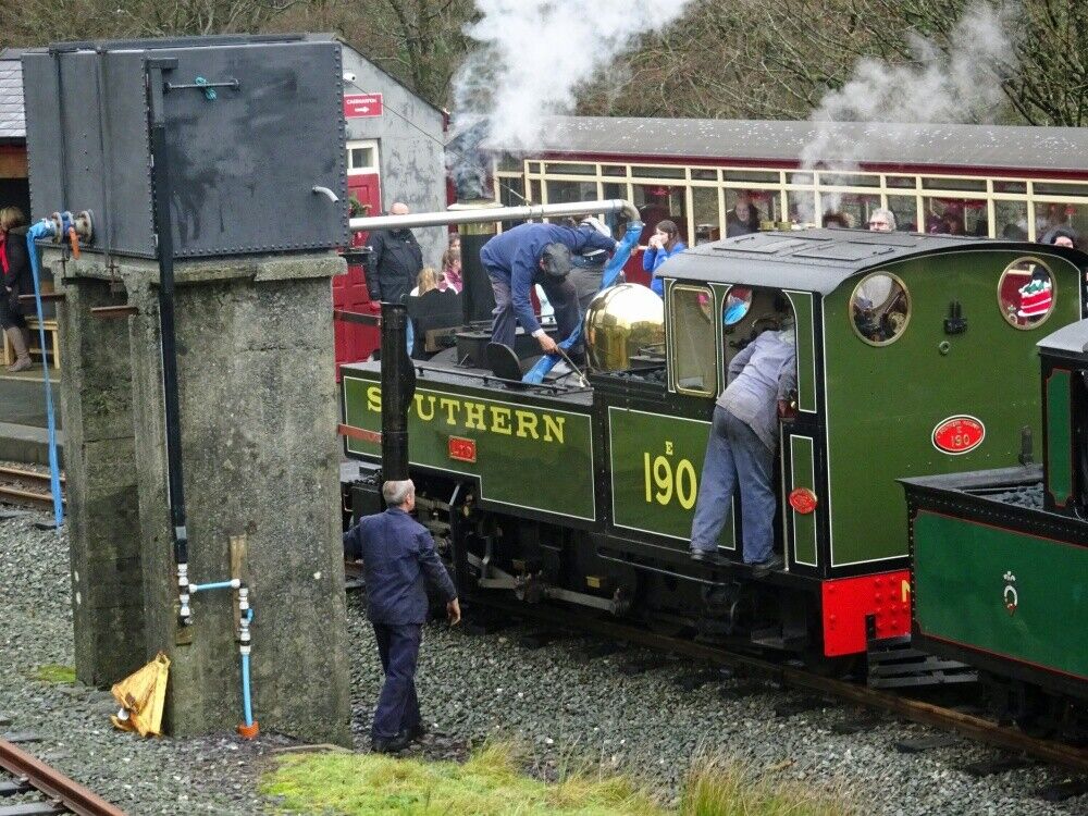 OO9 narrow gauge Beddgelert-inspired water tower kit for OO scale model railway layouts