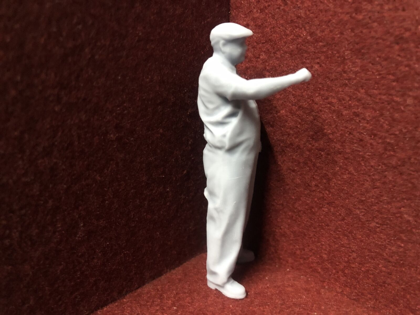 Unpainted G-scale 1:22.5 driver figure in a flat hat for GN15 or G scale model railway layouts