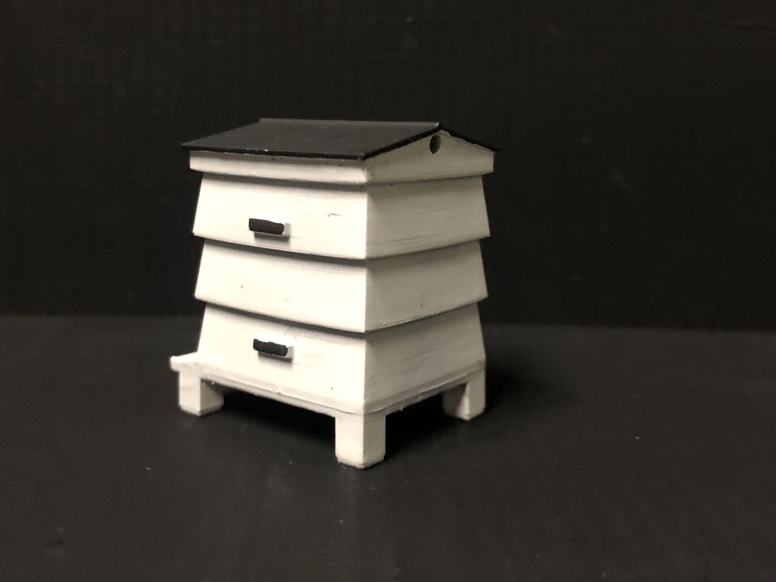 Unpainted GN15 G scale WBC beehive model with brood box and two supers for detailed railway or garden layout scenes