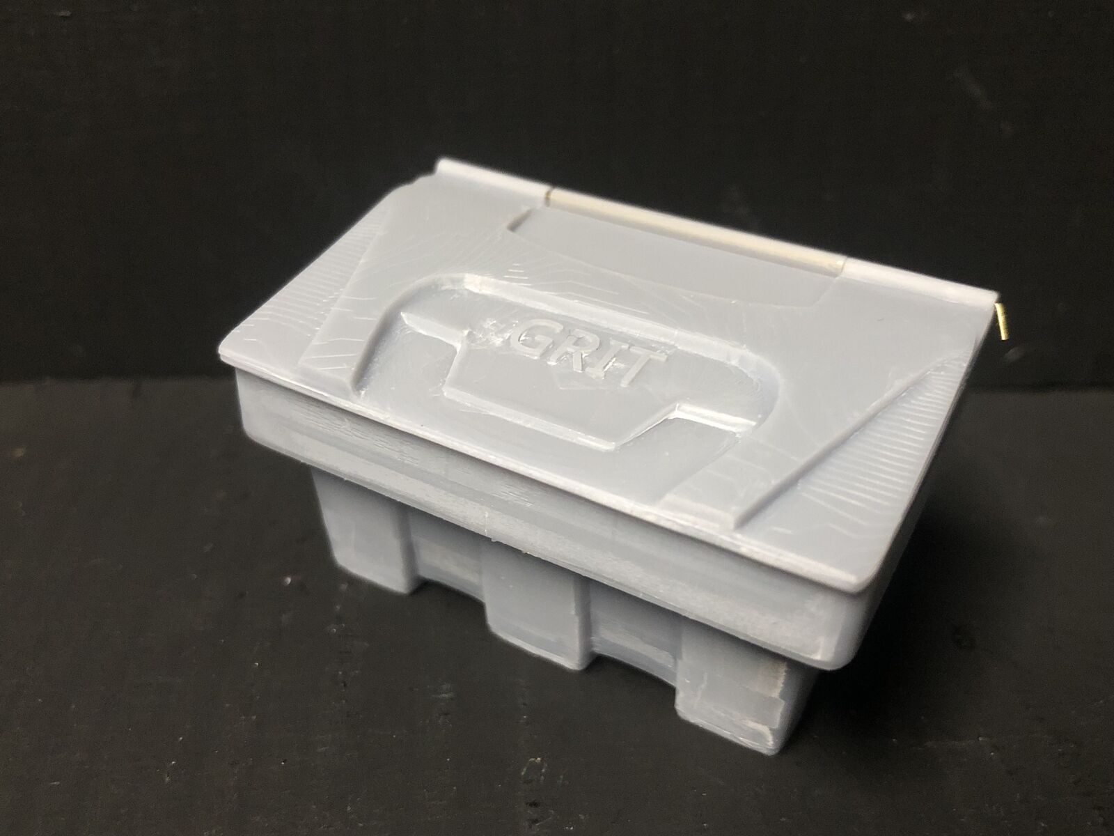 GN15 G scale resin model railway grit bin with separate working lid and hinge rod, supplied unpainted for yard or station scenes