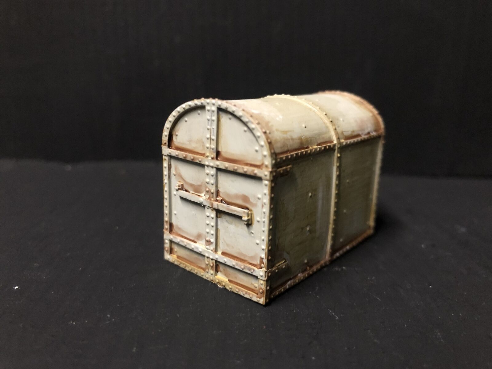 NG7 narrow gauge wagon load kit showing a detailed gunpowder wagon topper for the Bachmann Dinorwic slate wagon chassis