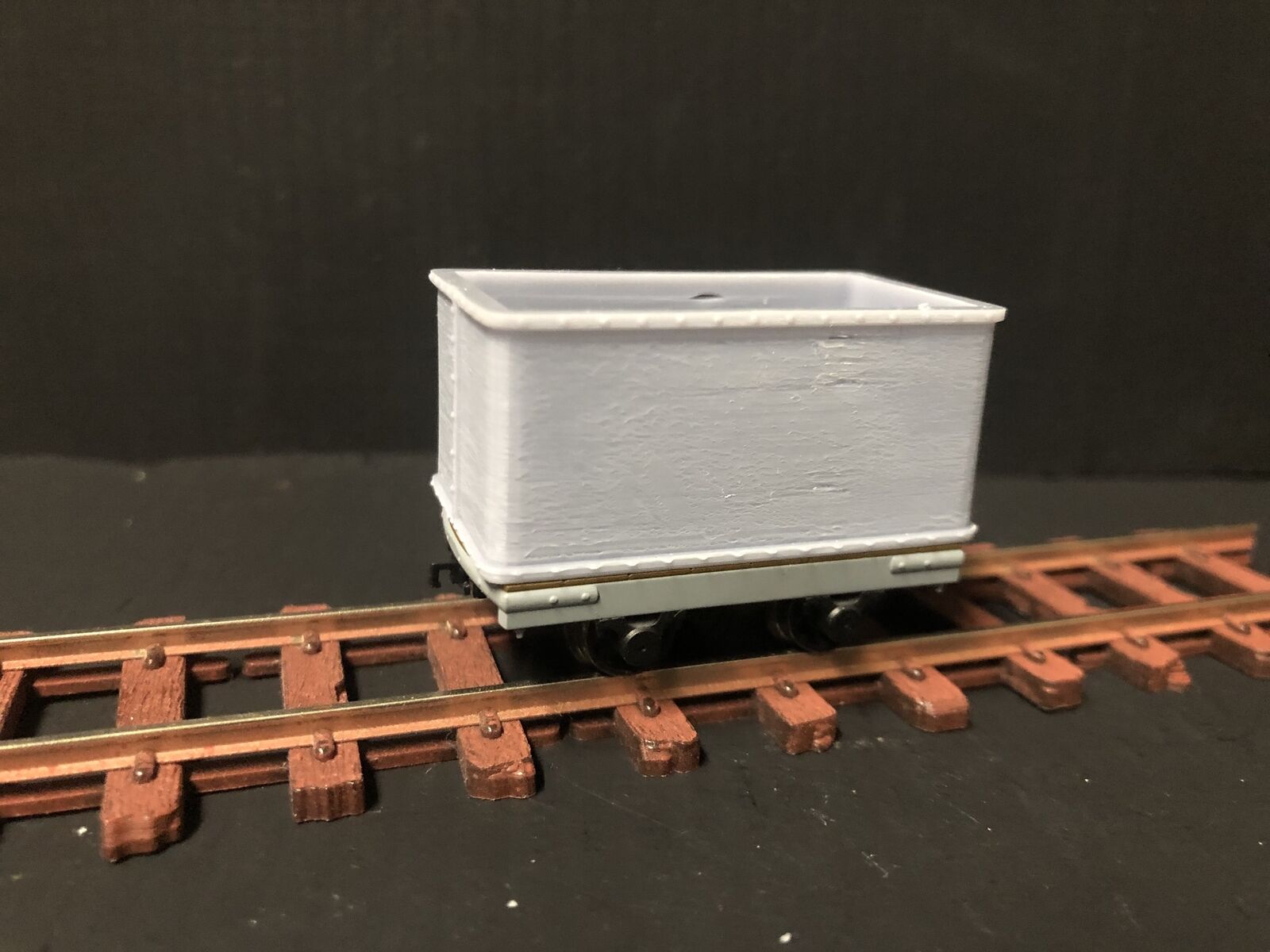 NG7 narrow gauge wagon load kit showing petrol/diesel tanker topper for Bachmann Dinorwic slate wagon chassis