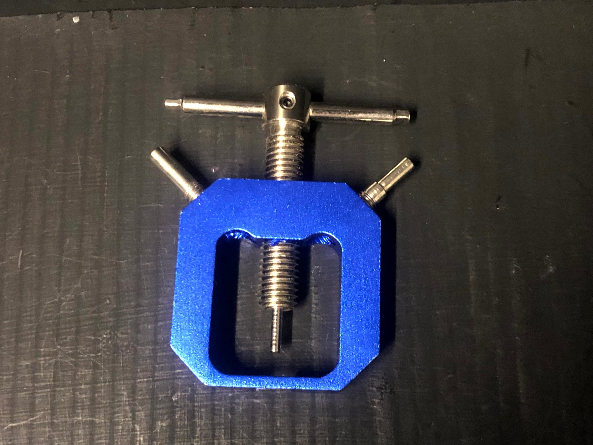 Wheel Puller for Model Trains OO Gauge